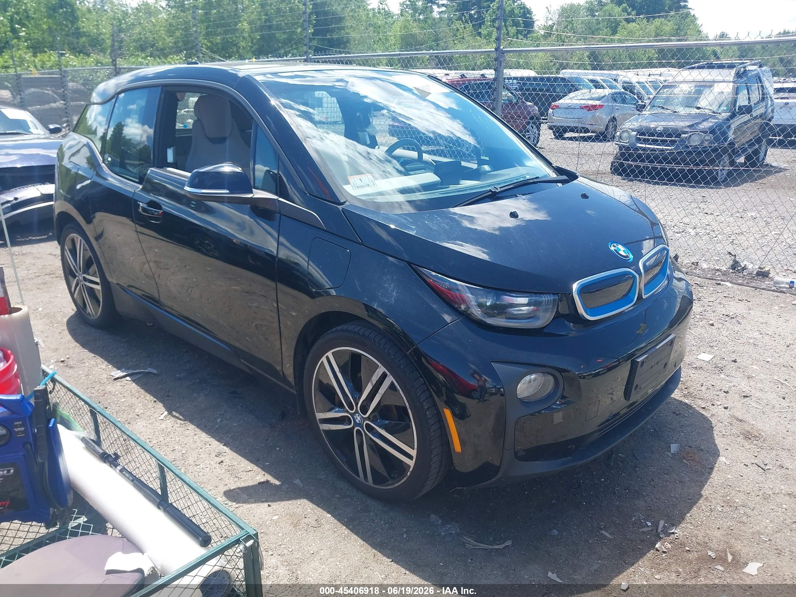 2017 BMW i3, VIN WBY1Z8C39HV890588 — Зад