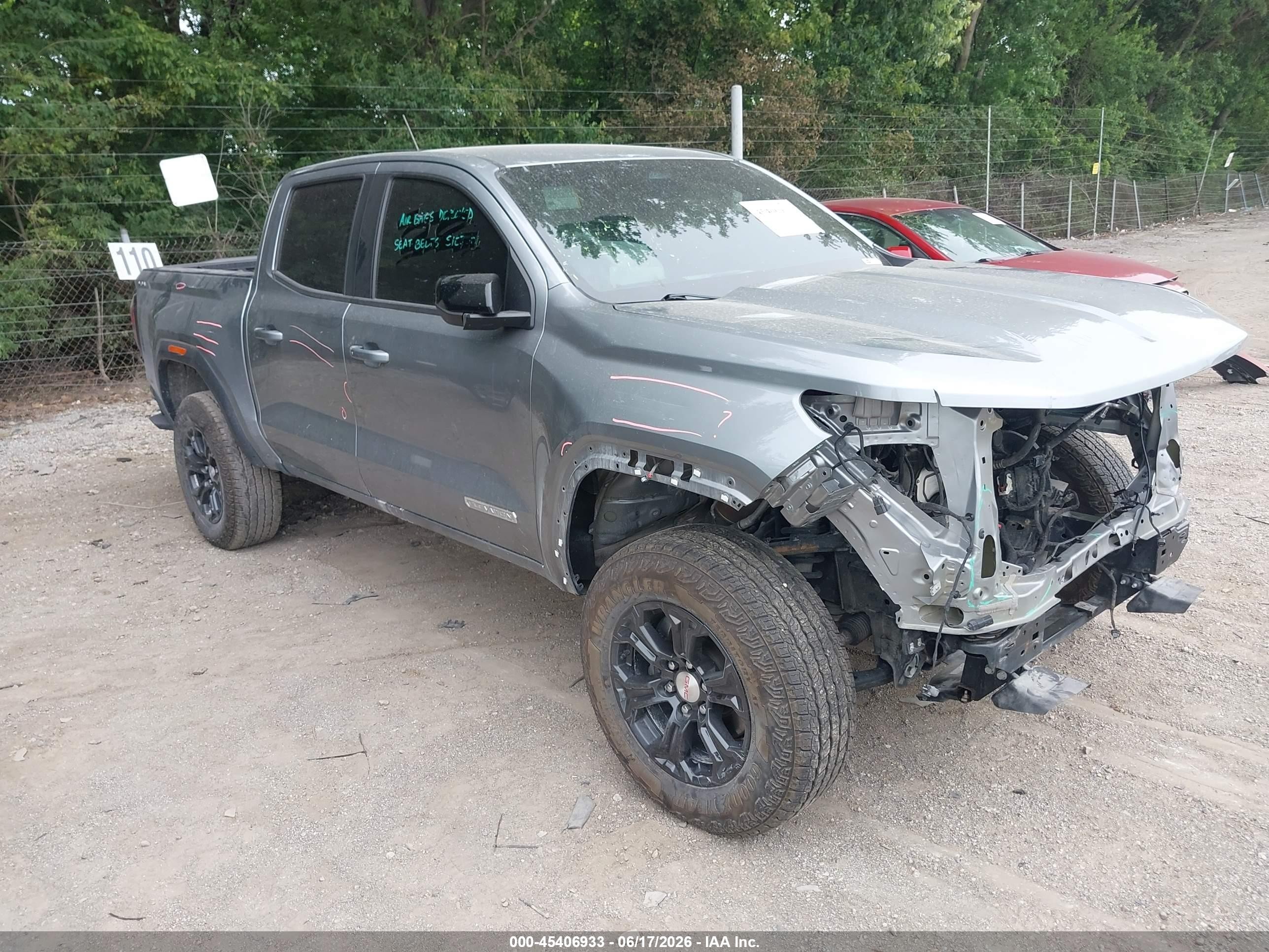 2023 GMC Canyon 4WD Elevation, VIN 1GTP6BEK8P1207114 — Front end