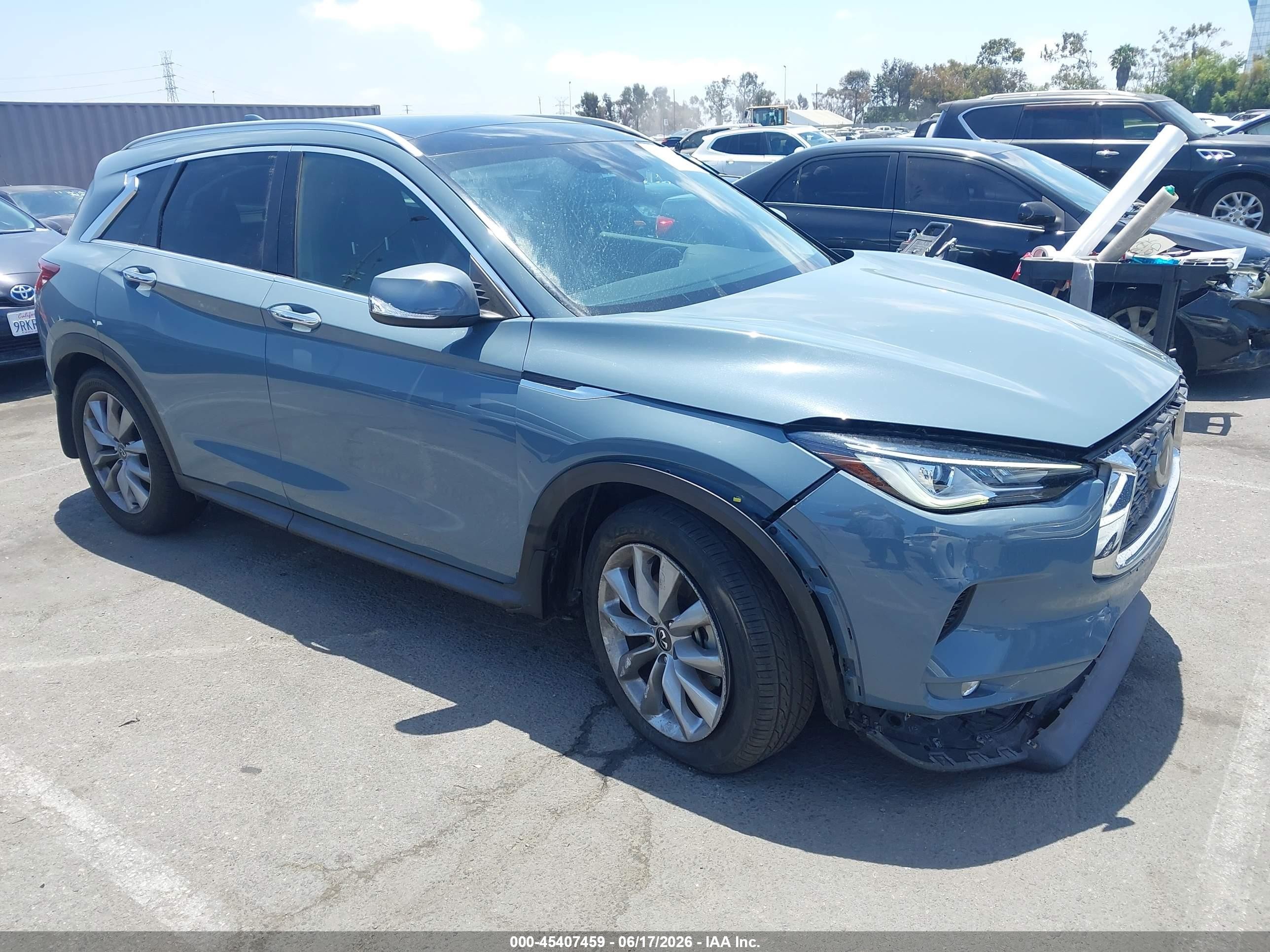 2022 Infiniti QX50 Luxe, VIN 3PCAJ5BA9NF107738 — Rear end