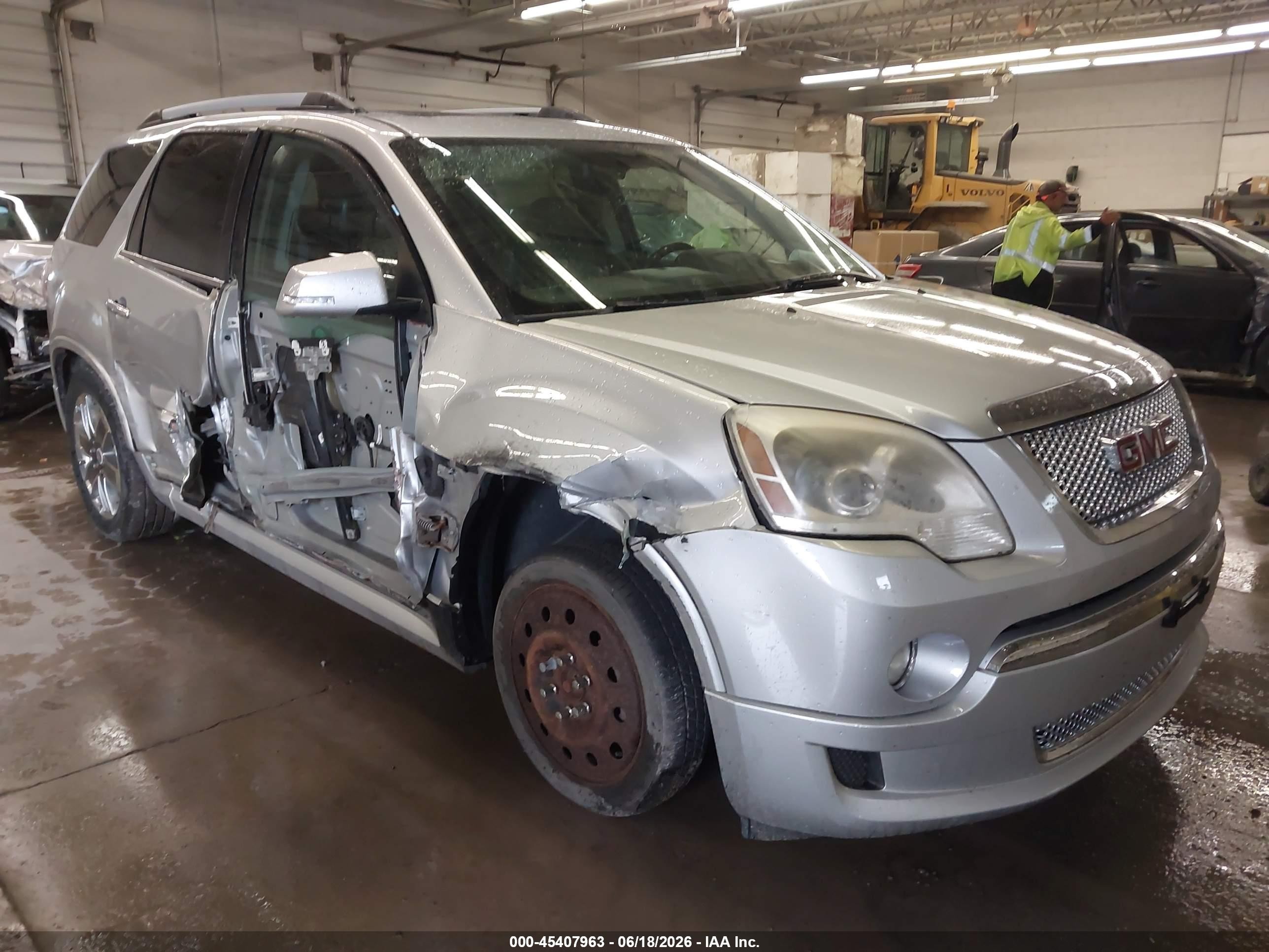 2012 GMC Acadia Denali, VIN 1GKKVTEDXCJ237363 — Side