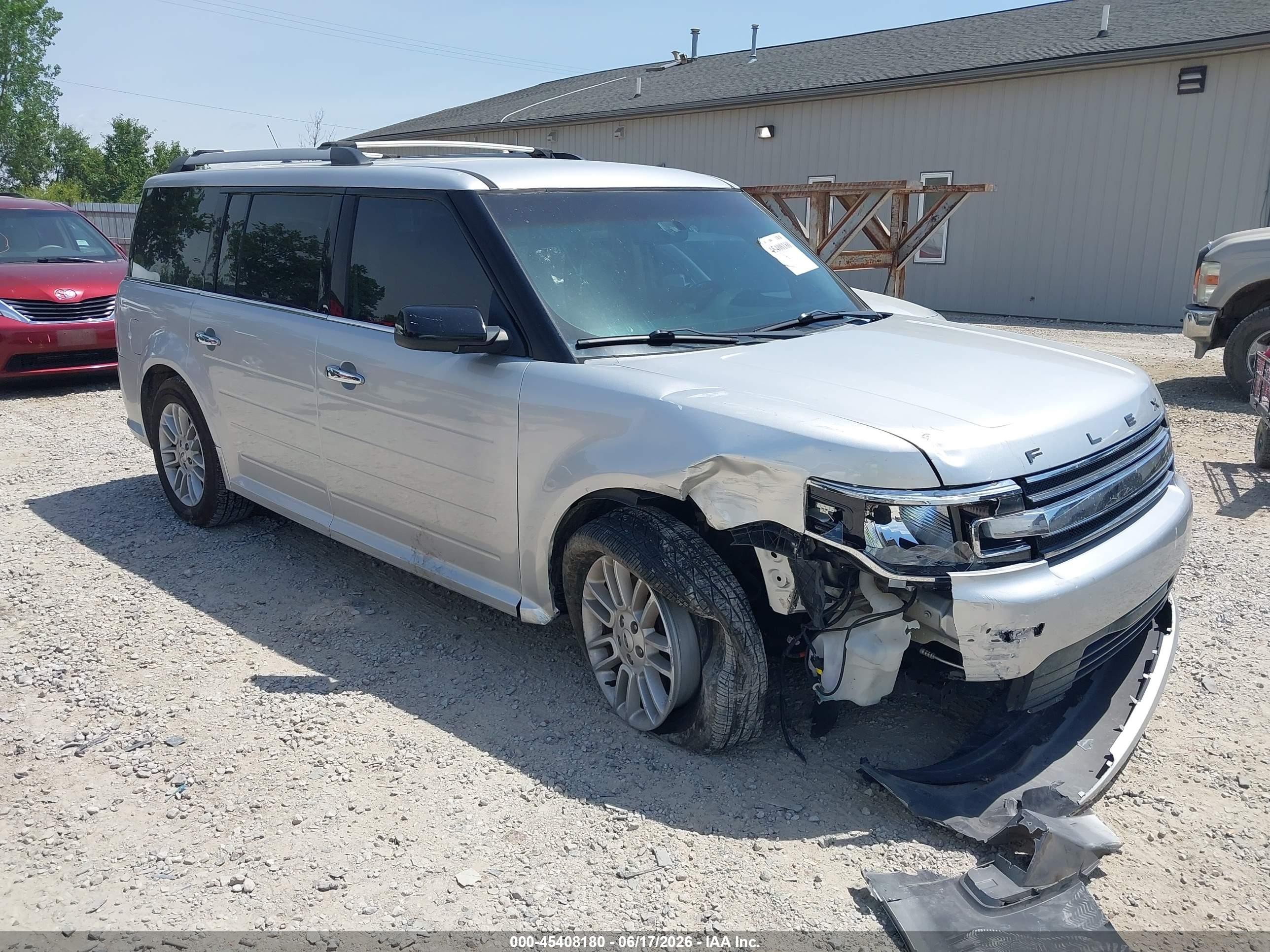 2016 Ford Flex SEL, VIN 2FMGK5C85GBA10468 — Front end