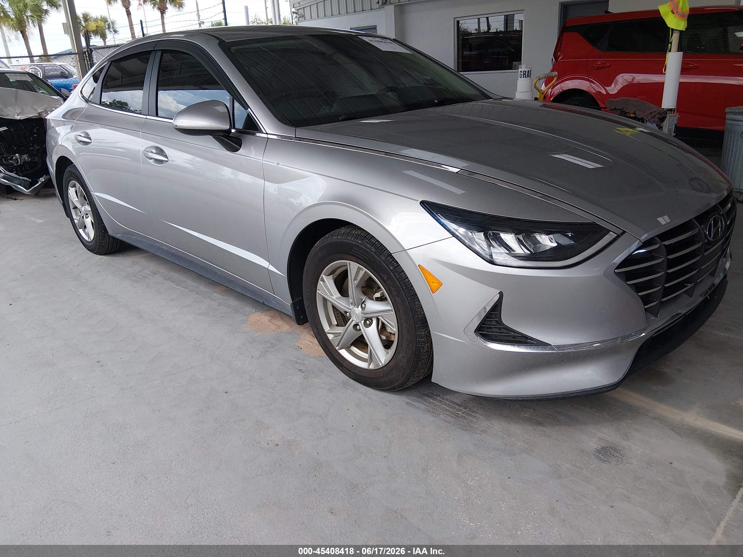 2021 Hyundai Sonata SE, VIN 5NPEG4JA9MH119450 — Side