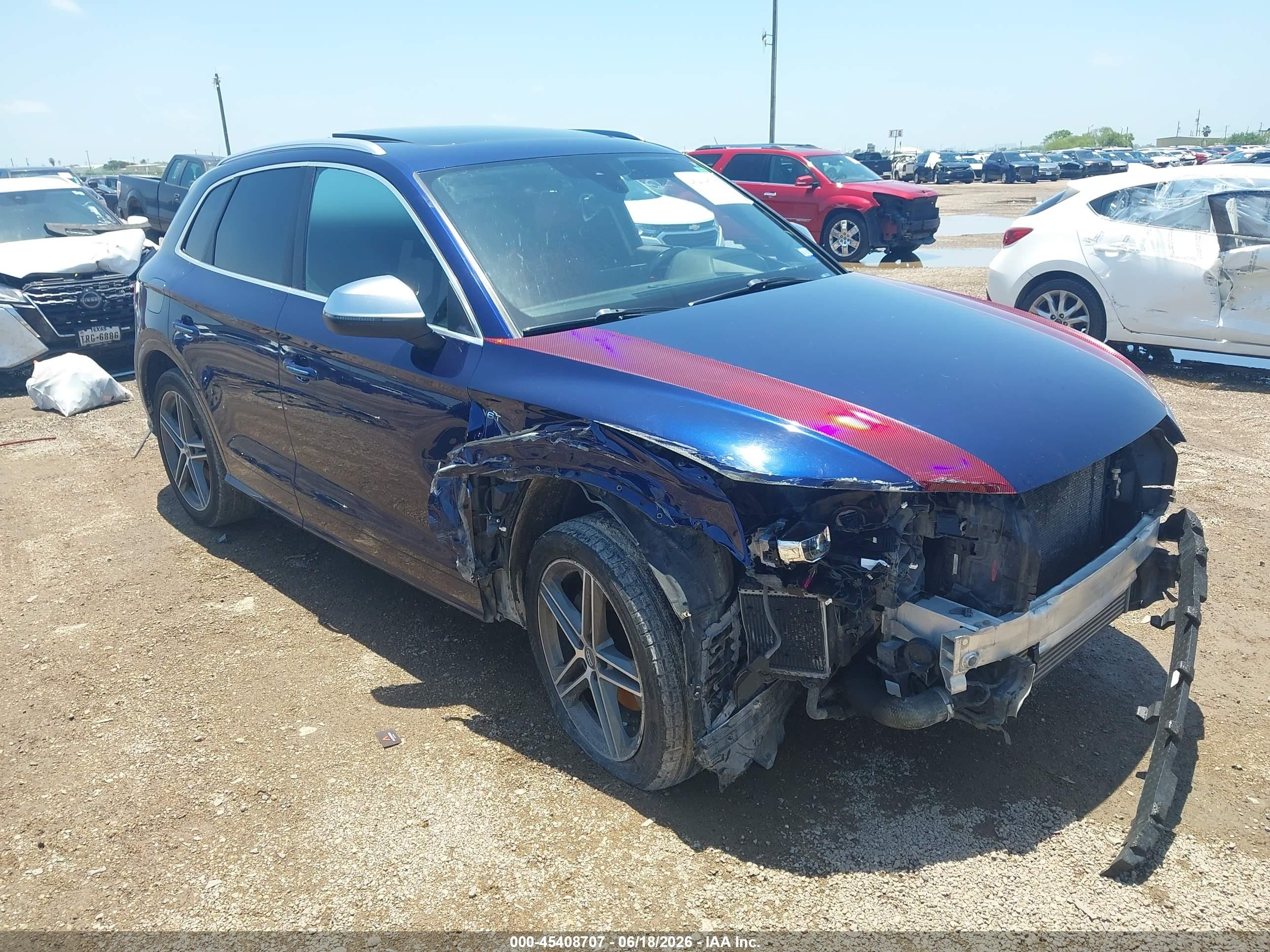 2018 Audi SQ5 Prestige, VIN WA1C4AFY4J2053840 — Front end