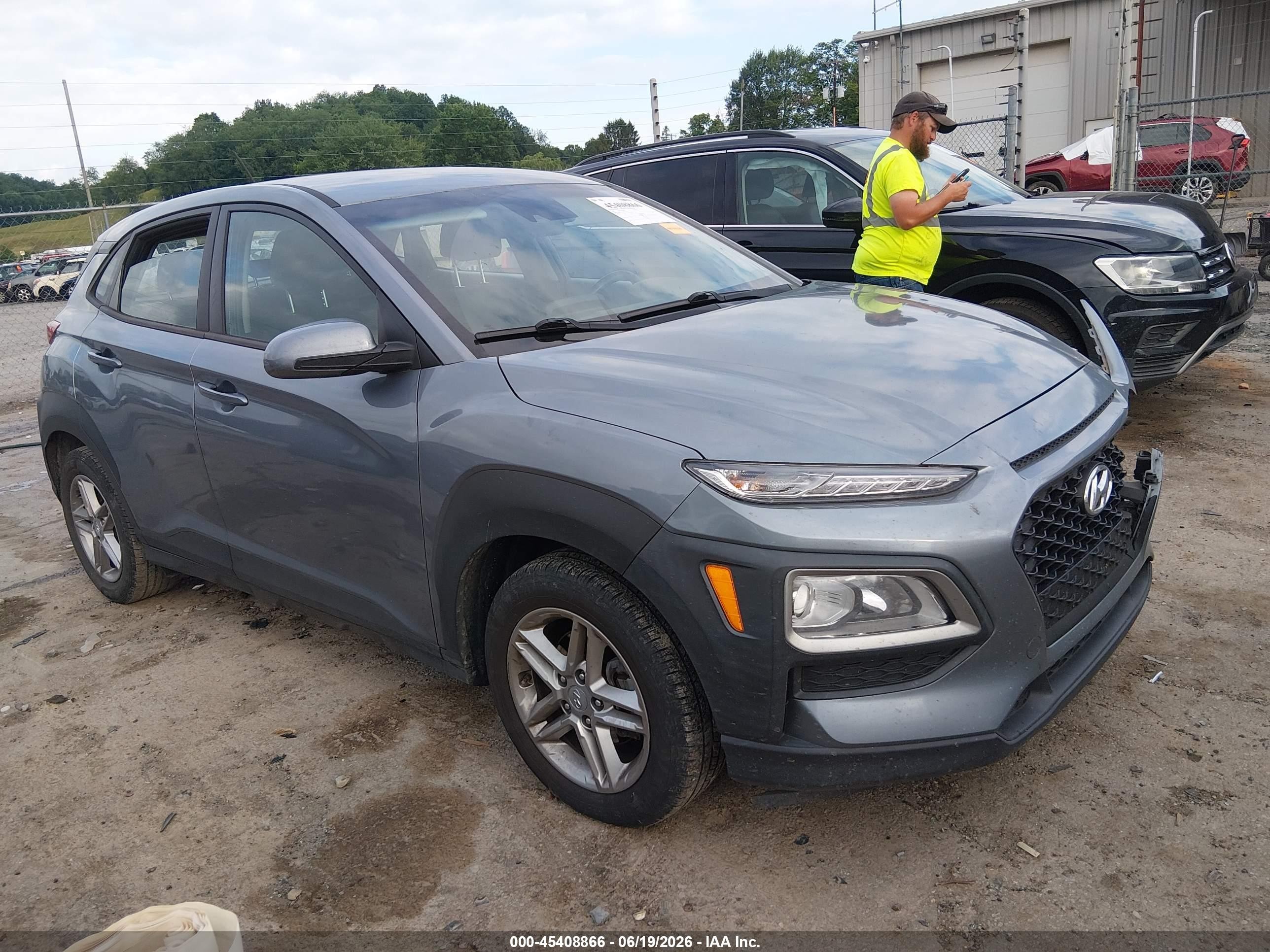 2021 Hyundai Kona SE, VIN KM8K12AA2MU644263 — Side