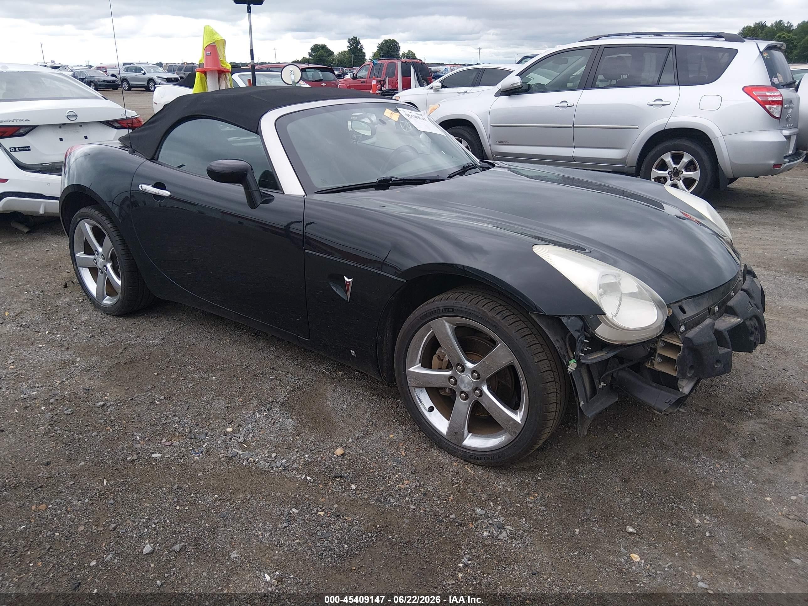 2007 Pontiac Solstice GXP, VIN 1G2MG35X57Y129906 — Front end