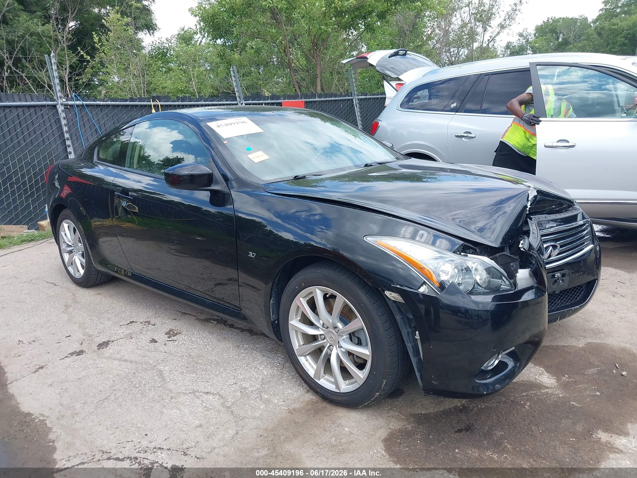 2014 Infiniti Q60, VIN JN1CV6EL7EM130557 — Front end