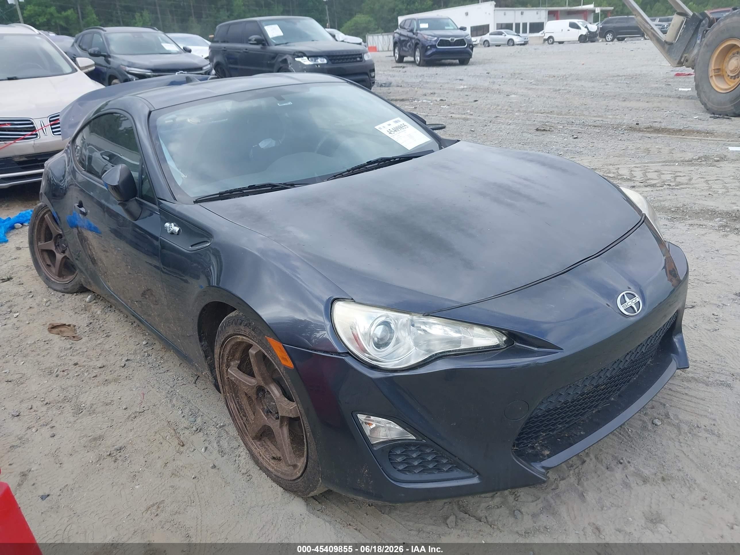 2015 Scion FR-S, VIN JF1ZNAA14F9708932 — Rear end