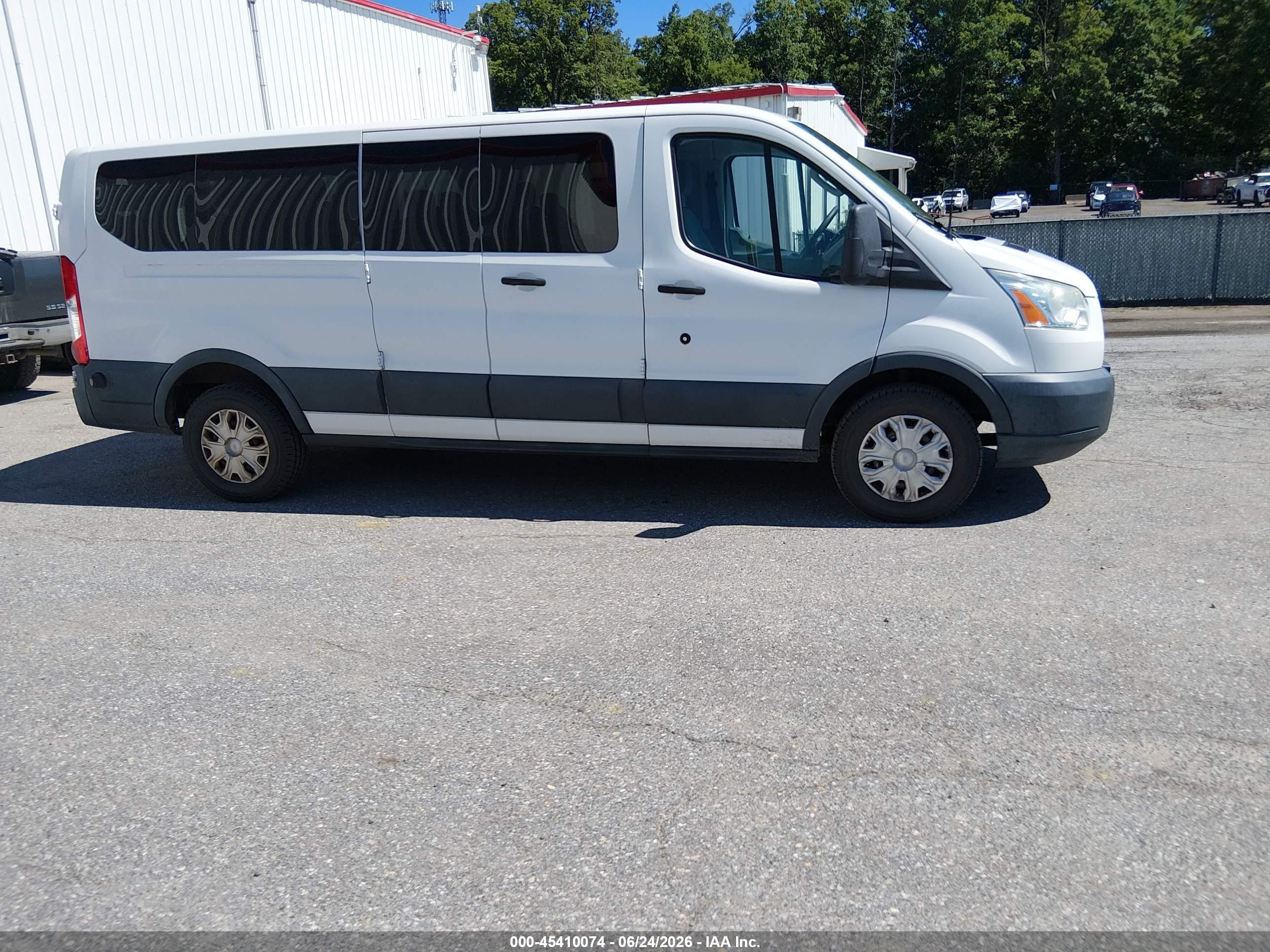 2016 Ford Transit XL, VIN 1FBZX2ZM8GKA12596 — Normal wear