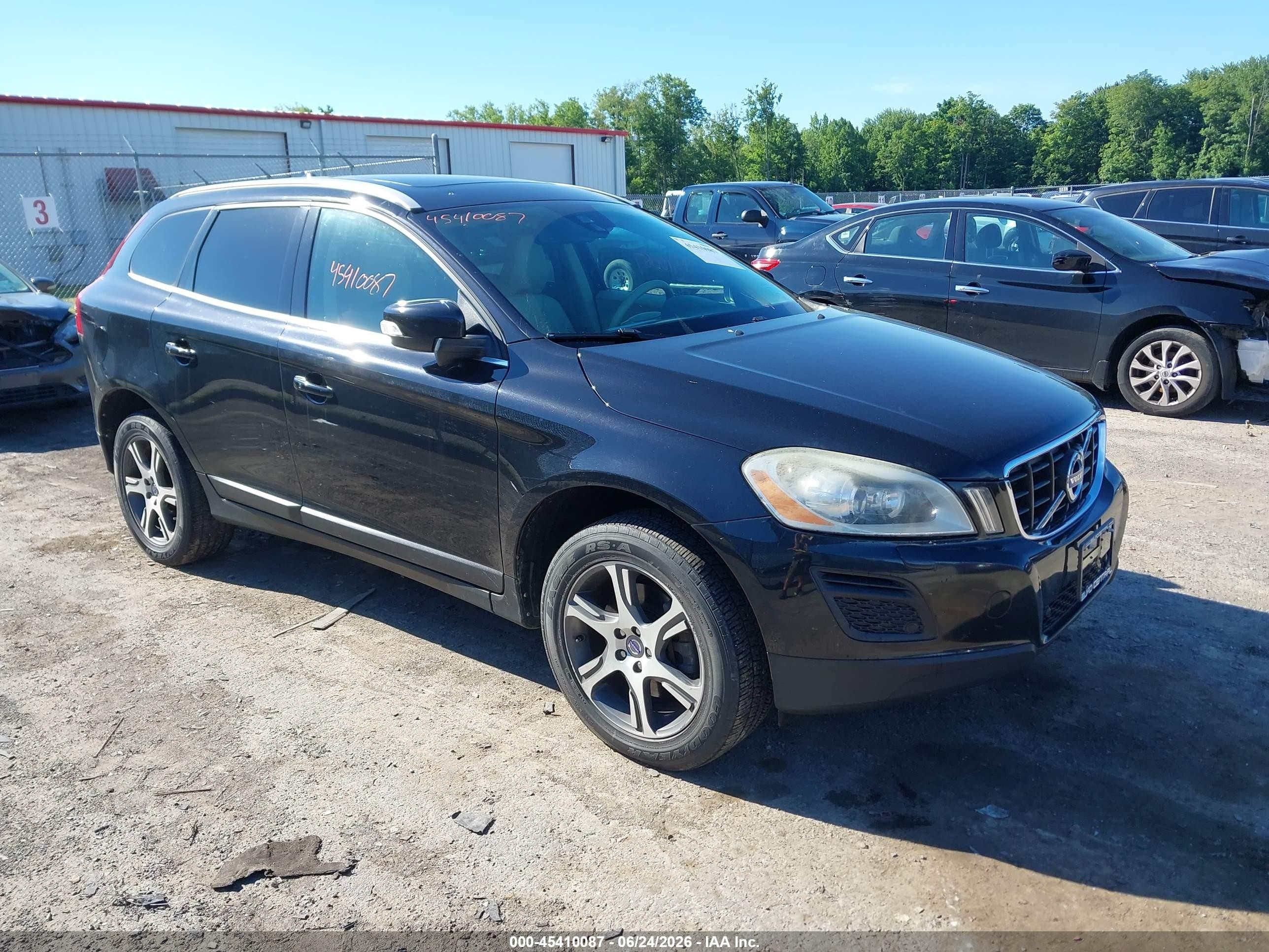 2013 Volvo XC60 T6, VIN YV4902DZ9D2409715 — Storm