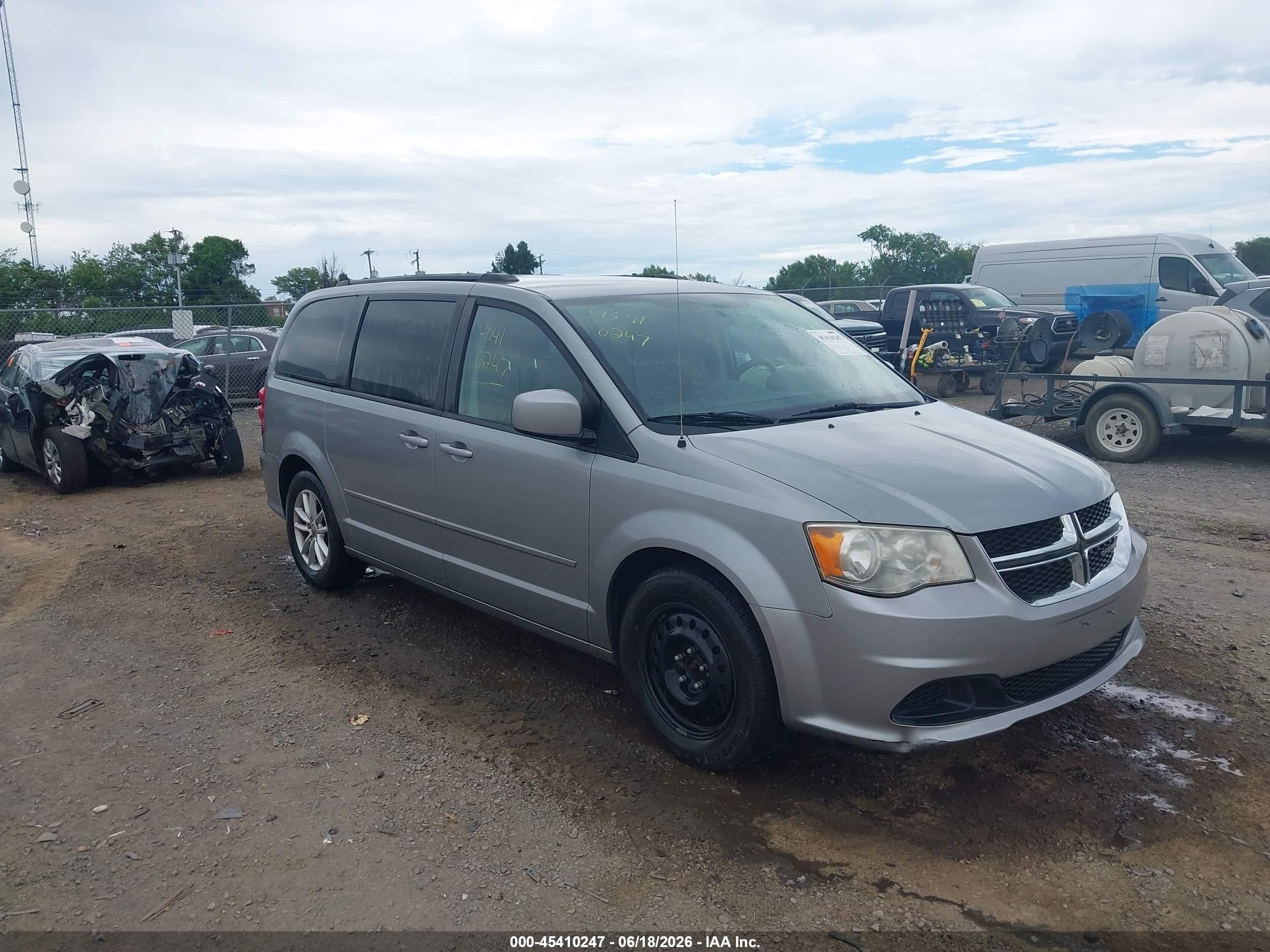 2014 Dodge Grand Caravan SXT, VIN 2C4RDGCG2ER349140 — Not stated