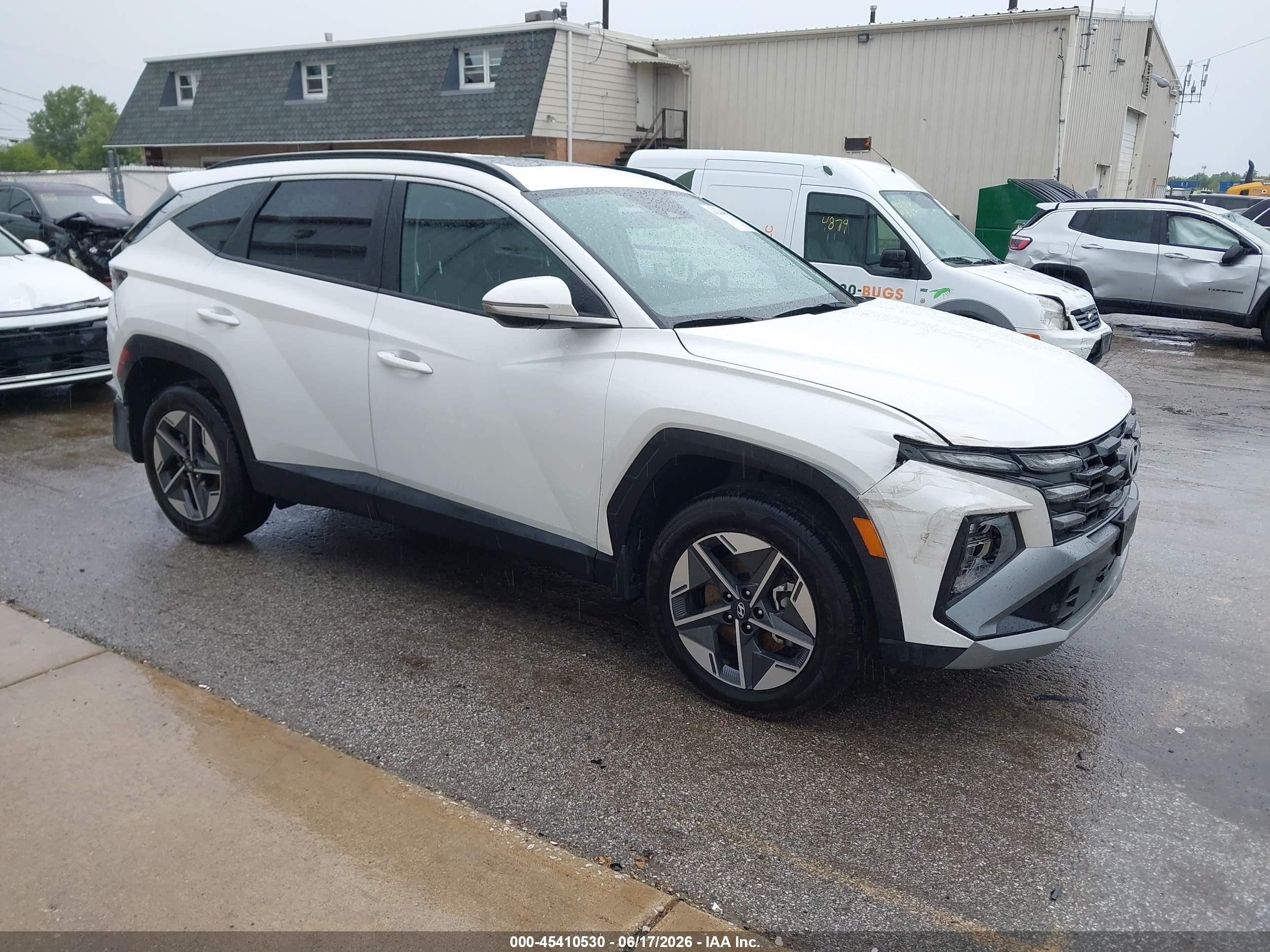 2025 Hyundai Tucson SEL Convenience, VIN 3KMJCCDE2SE022138 — Rear end