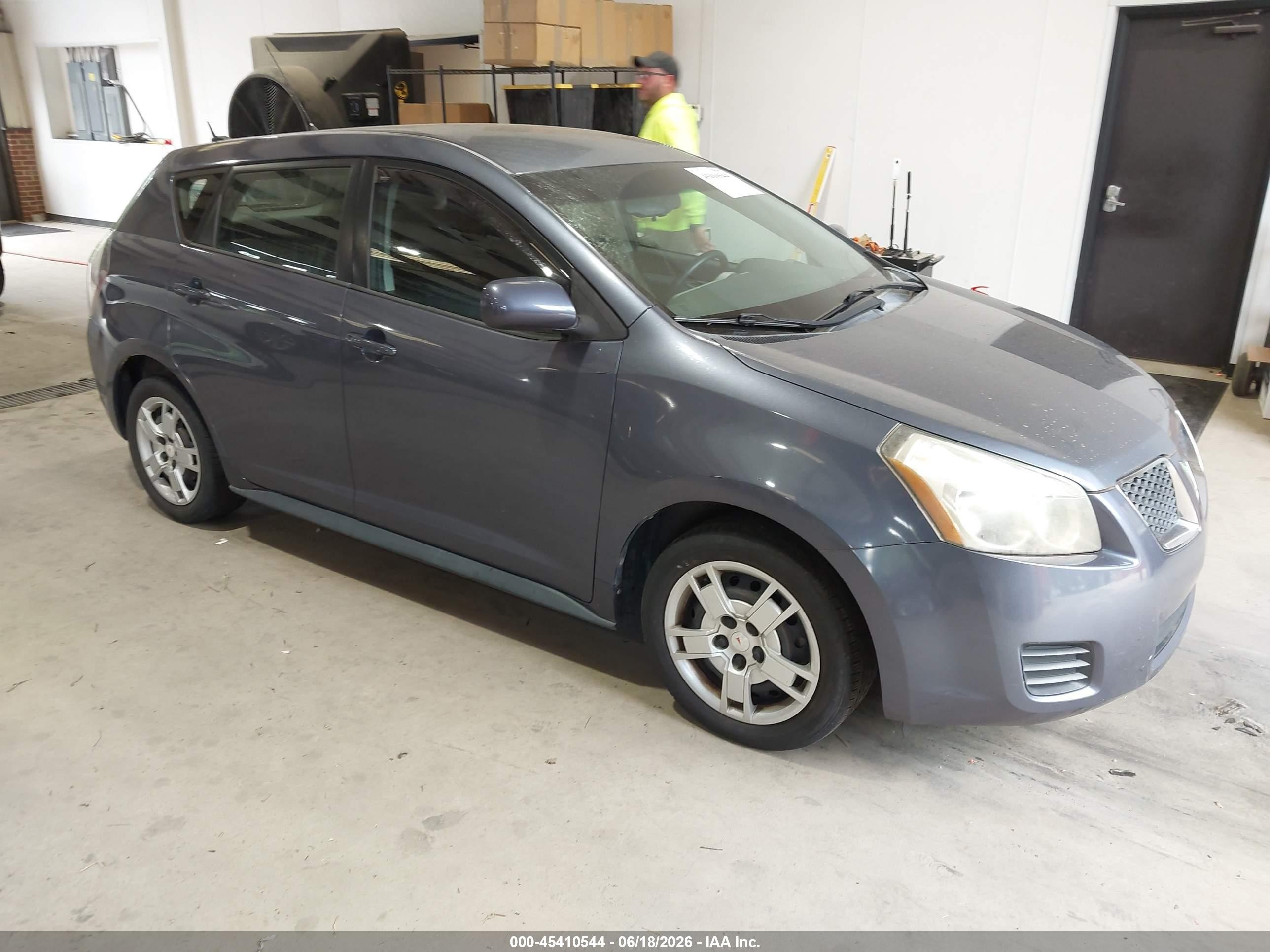 2010 Pontiac Vibe 1SB, VIN 5Y2SP6E02AZ410988 — Roof