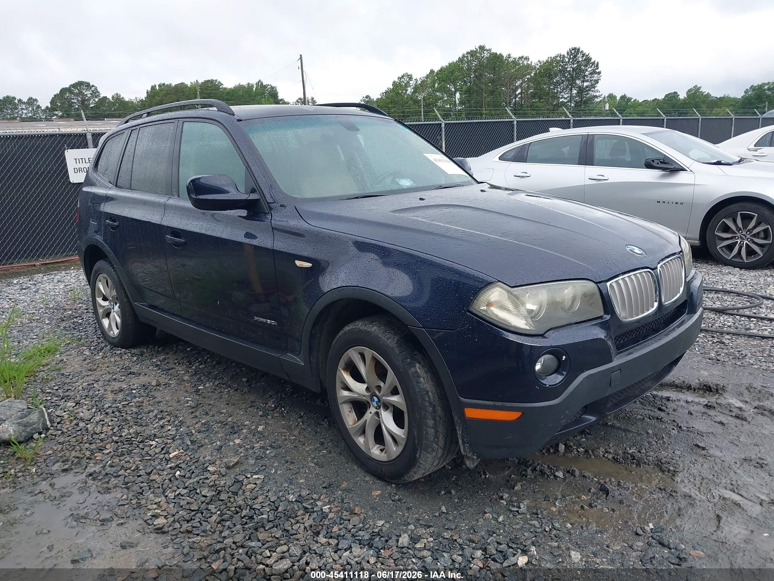 2010 BMW X3 xDrive30i, VIN WBXPC9C47AWJ38550 — Rear end