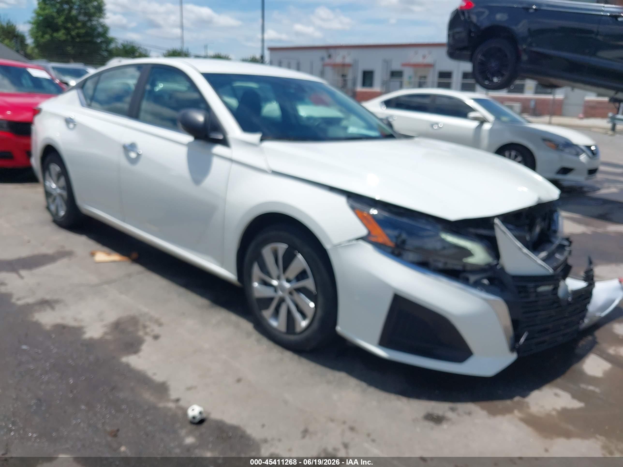 2024 Nissan Altima S, VIN 1N4BL4BV0RN389034 — Front end