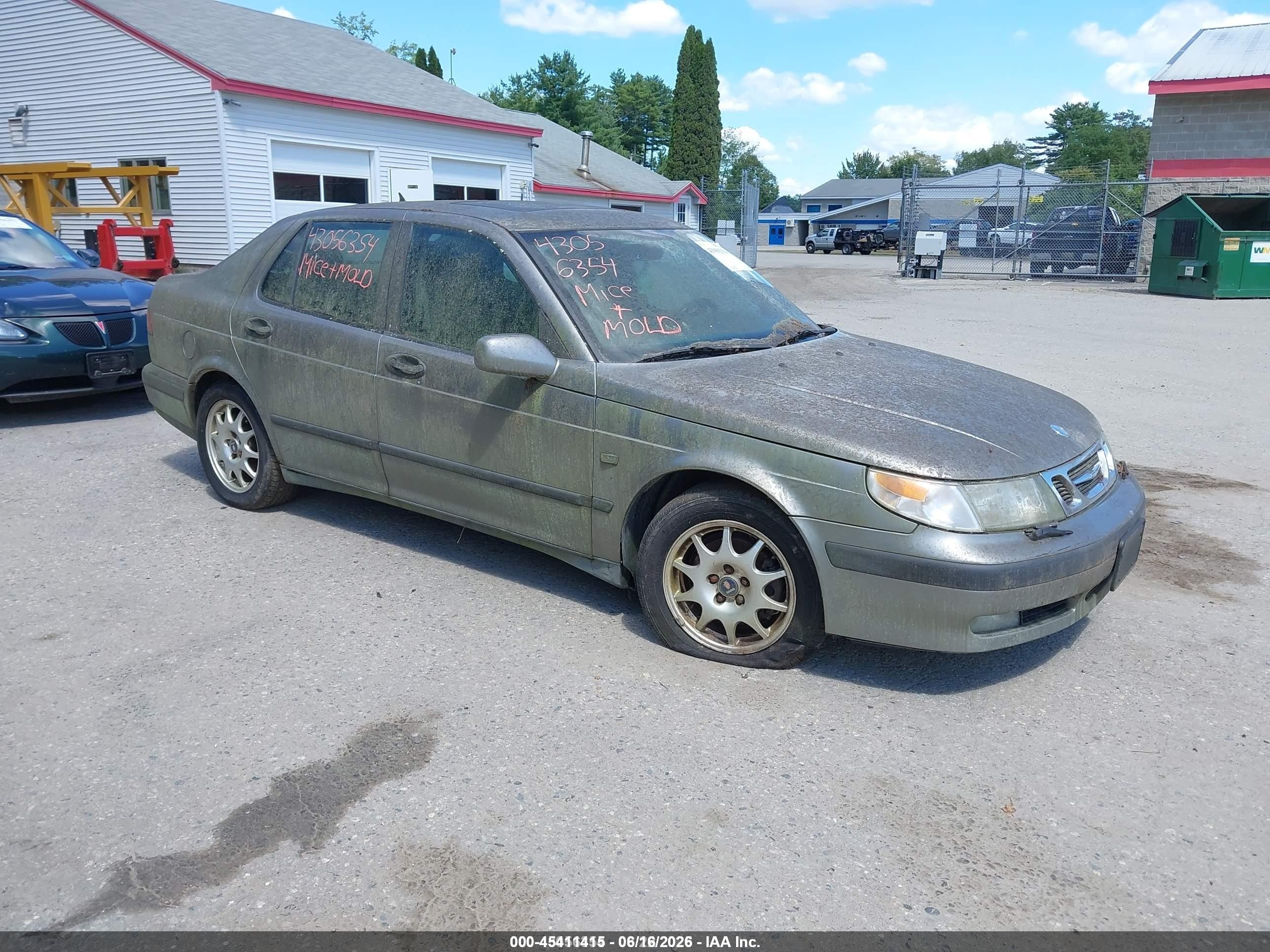 2001 Saab 9-5, VIN YS3ED48E713026542 — Biohazard / chemical