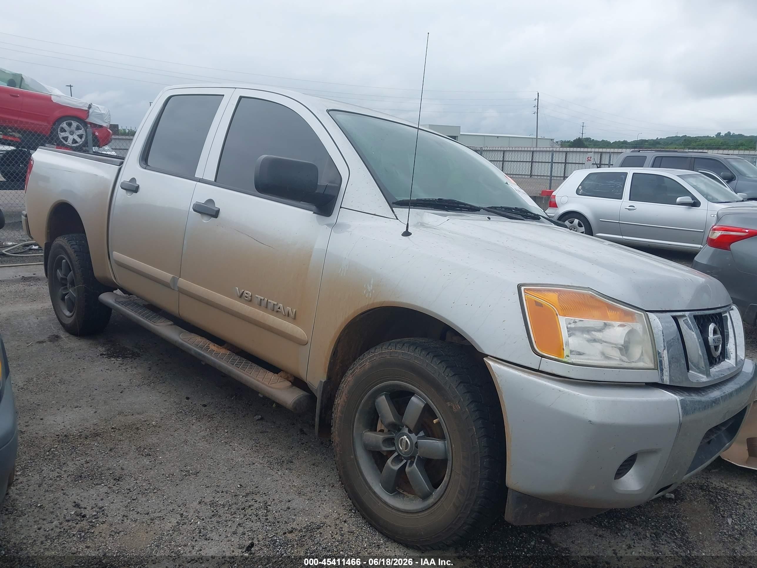 2013 Nissan Titan SV, VIN 1N6BA0EK1DN304282 — Side