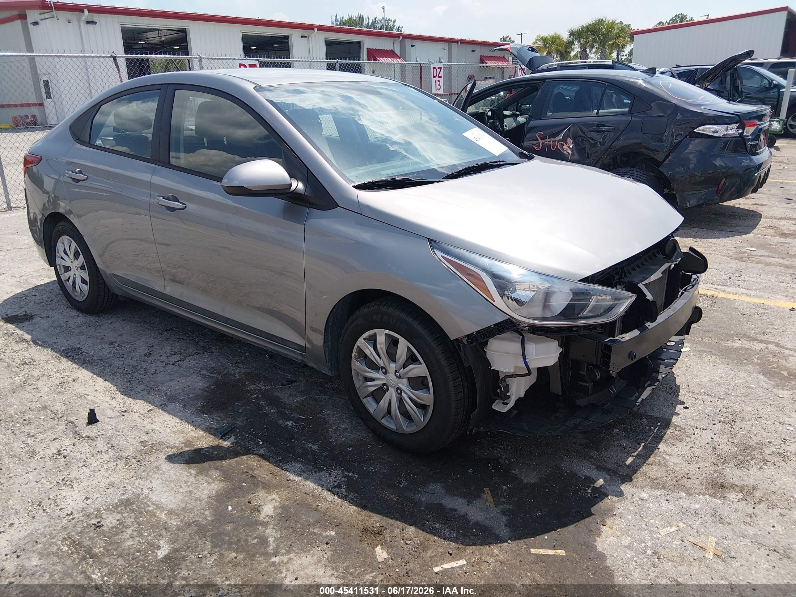 2022 Hyundai Accent SEL, VIN 3KPC24A62NE180436 — Front end
