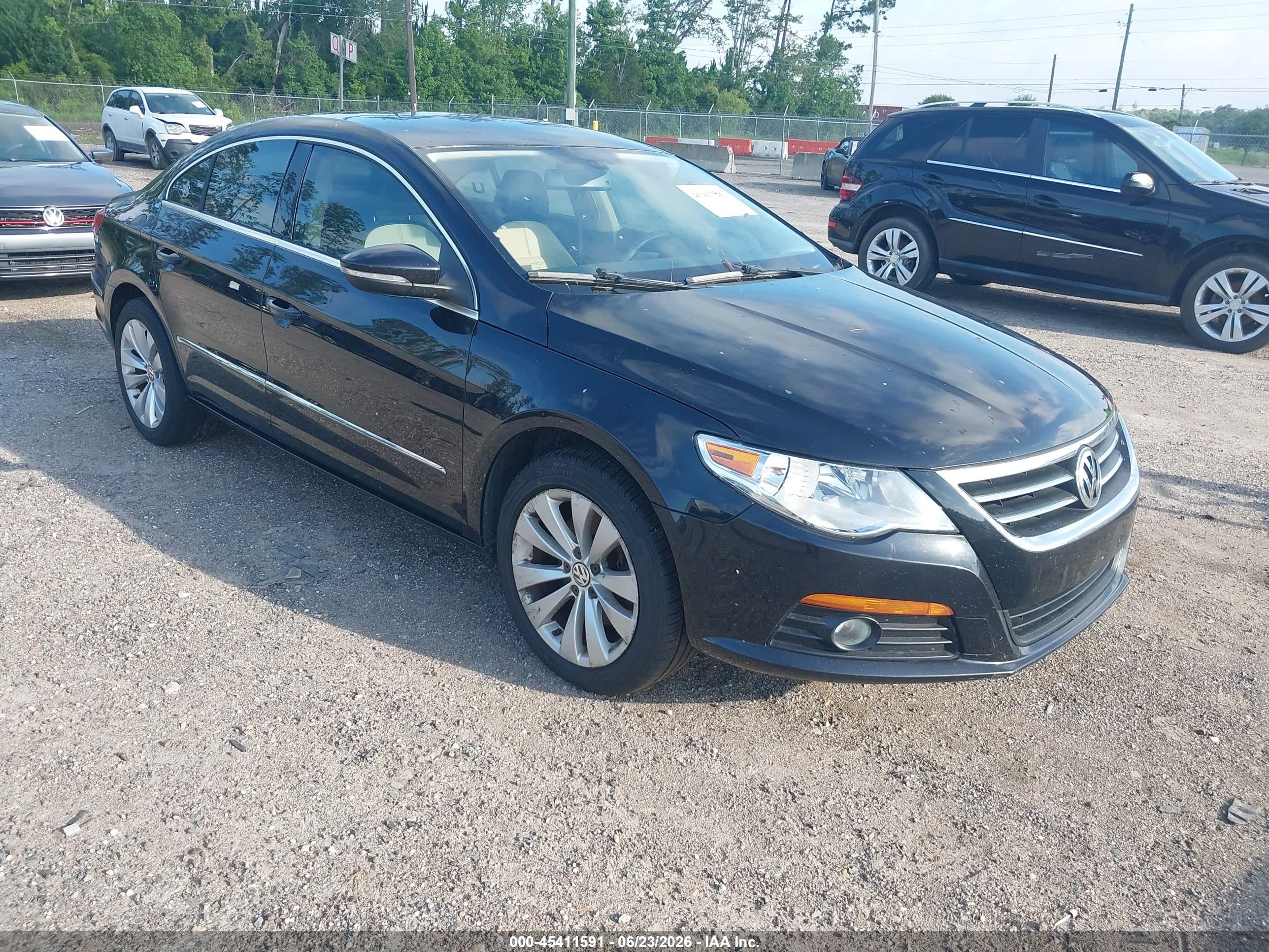 2010 Volkswagen CC Sport, VIN WVWML7AN9AE517393 — Normal wear