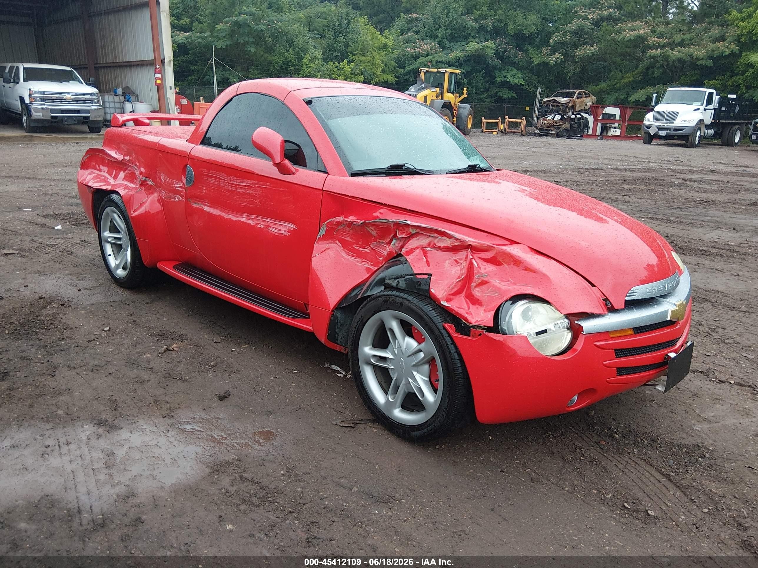2004 Chevrolet SSR LS, VIN 1GCES14P44B109066 — Бок