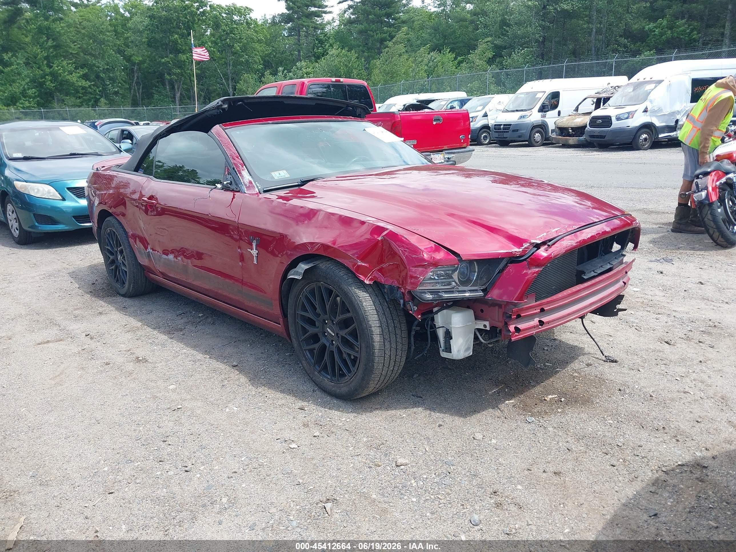 2014 Ford Mustang V6, VIN 1ZVBP8EM6E5248050 — По всему кузову