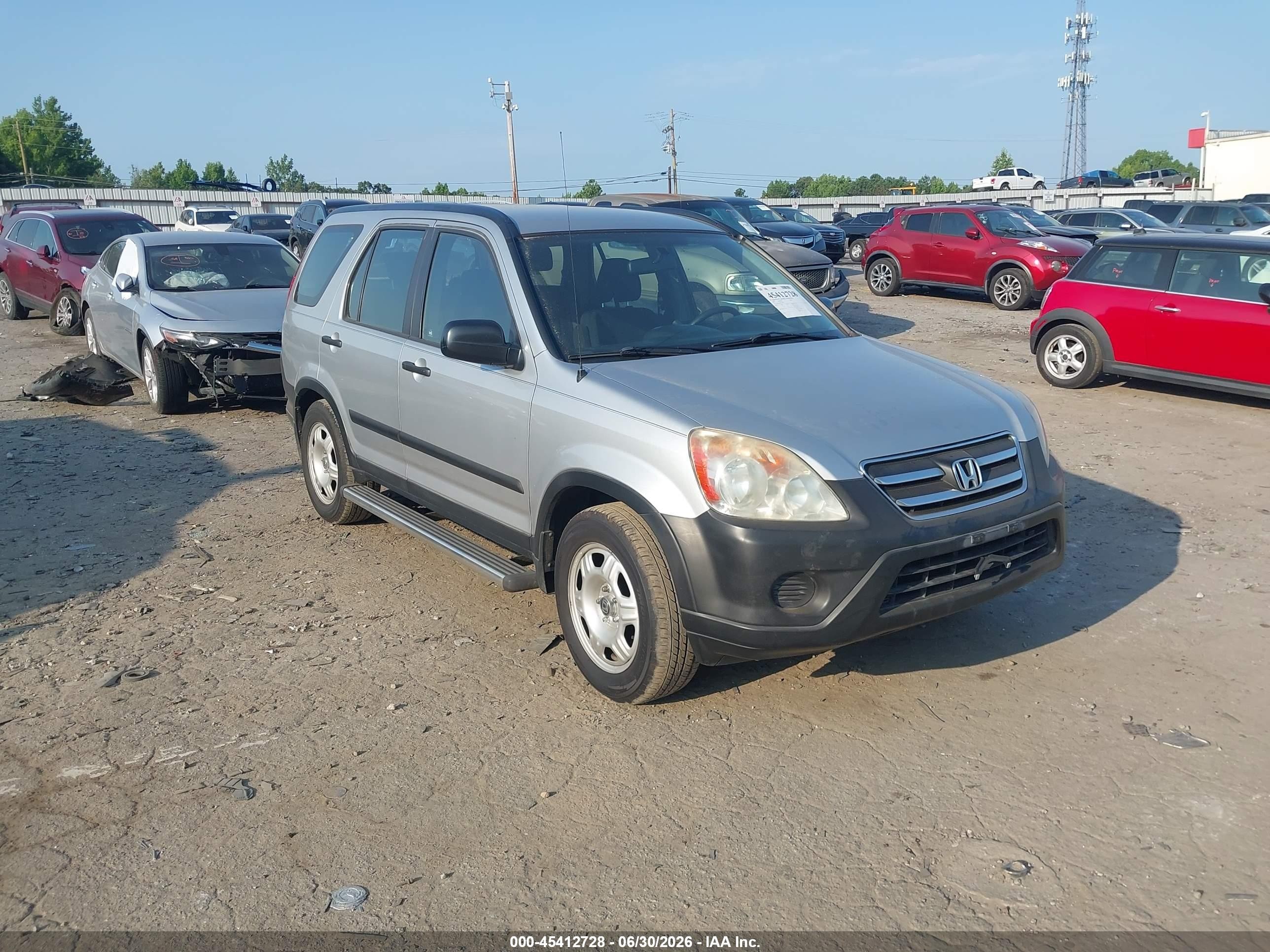 2006 Honda CR-V LX, VIN SHSRD68506U409598 — Rear end