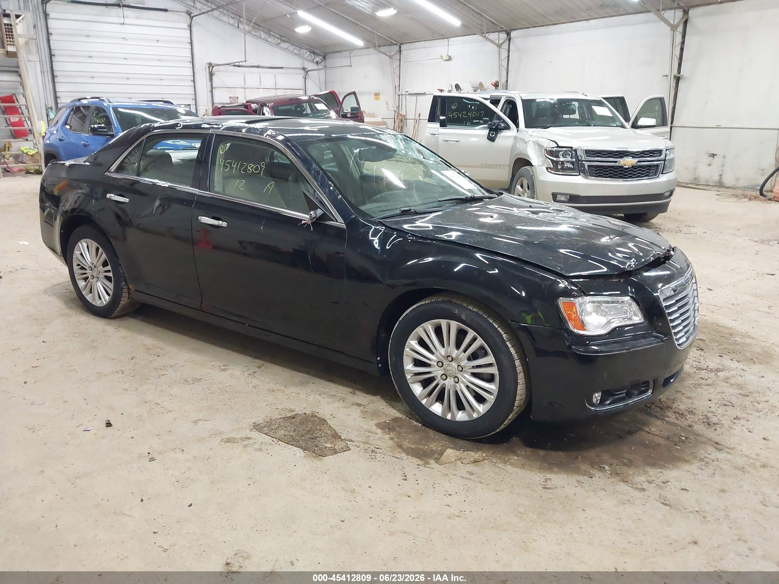 2012 Chrysler 300 C, VIN 2C3CCAKT9CH143373 — Крыша