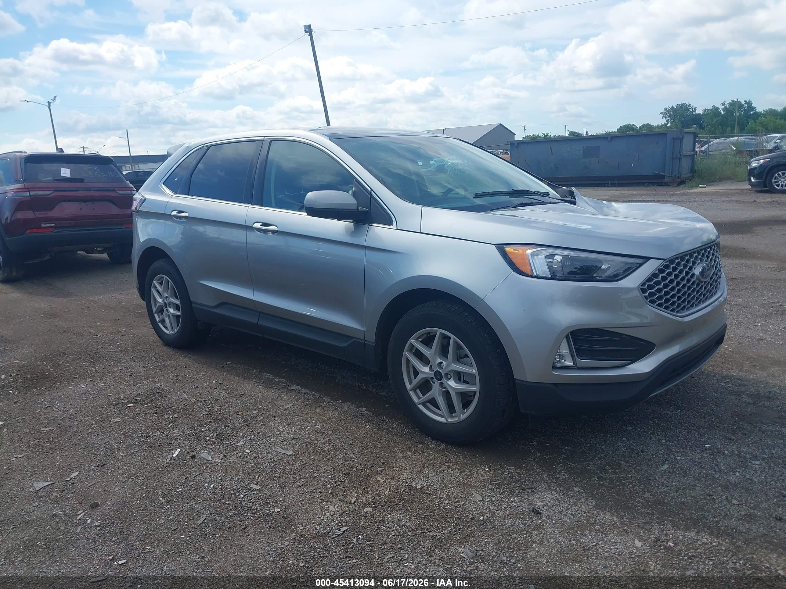 2024 Ford Edge SEL, VIN 2FMPK4J98RBB16843 — Front end