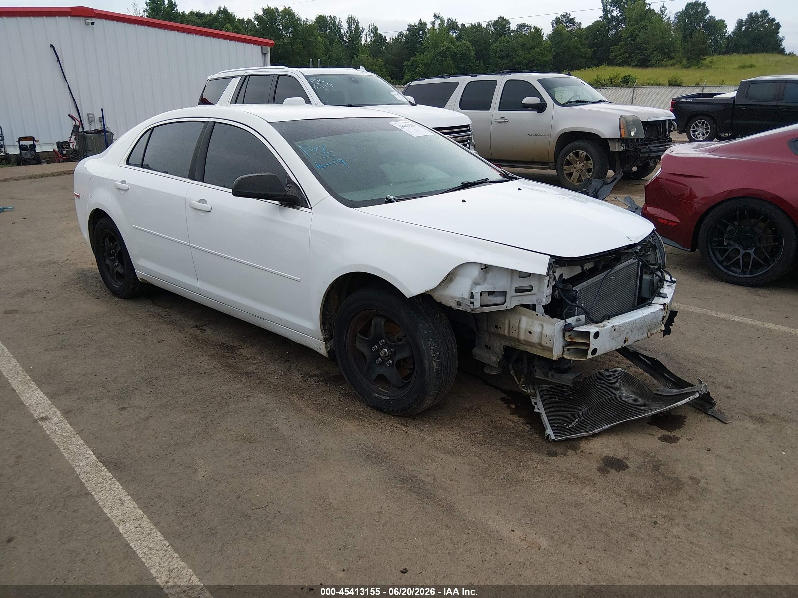 2012 Chevrolet Malibu 1LS, VIN 1G1ZB5E07CF192101 — Front end