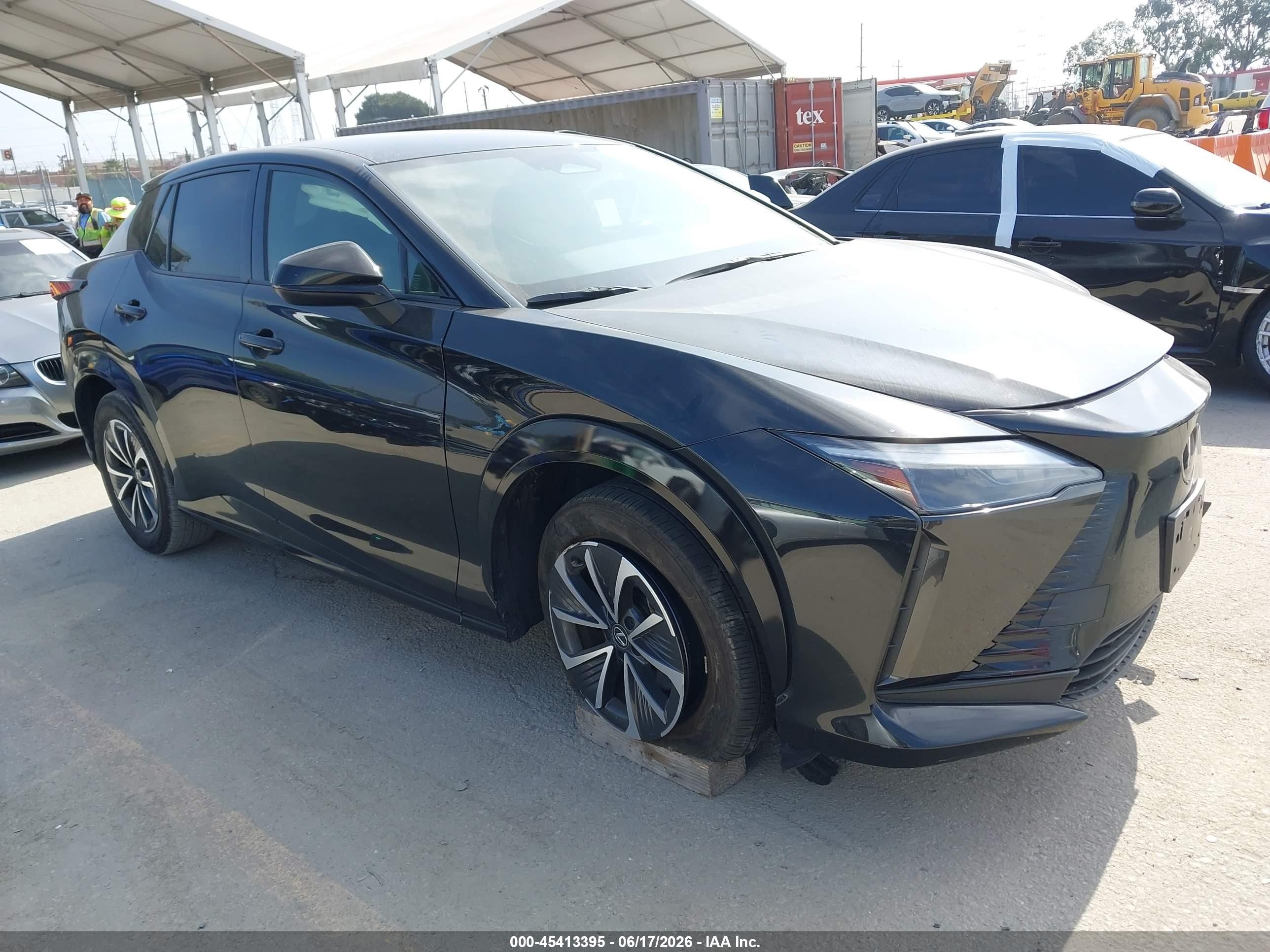 2024 Lexus RZ 300e Premium, VIN JTJABABB0RA007649 — Side