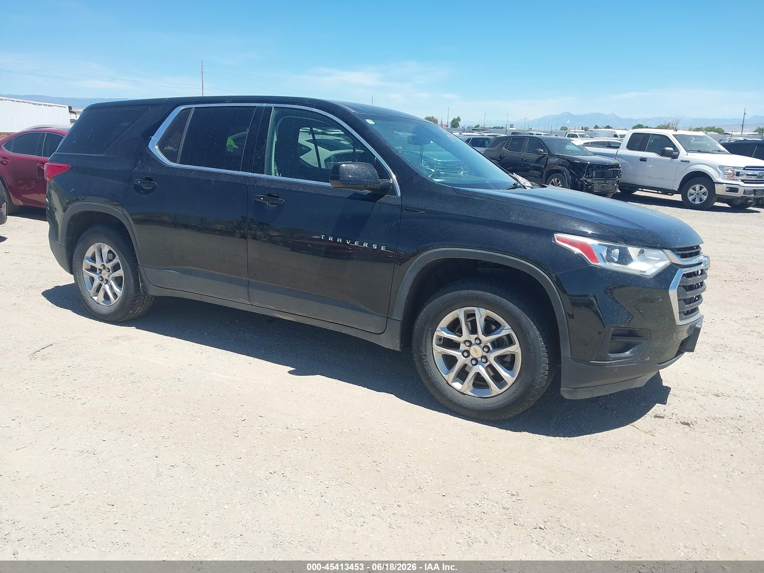 2020 Chevrolet Traverse LS, VIN 1GNERFKW8LJ197991 — Rear end