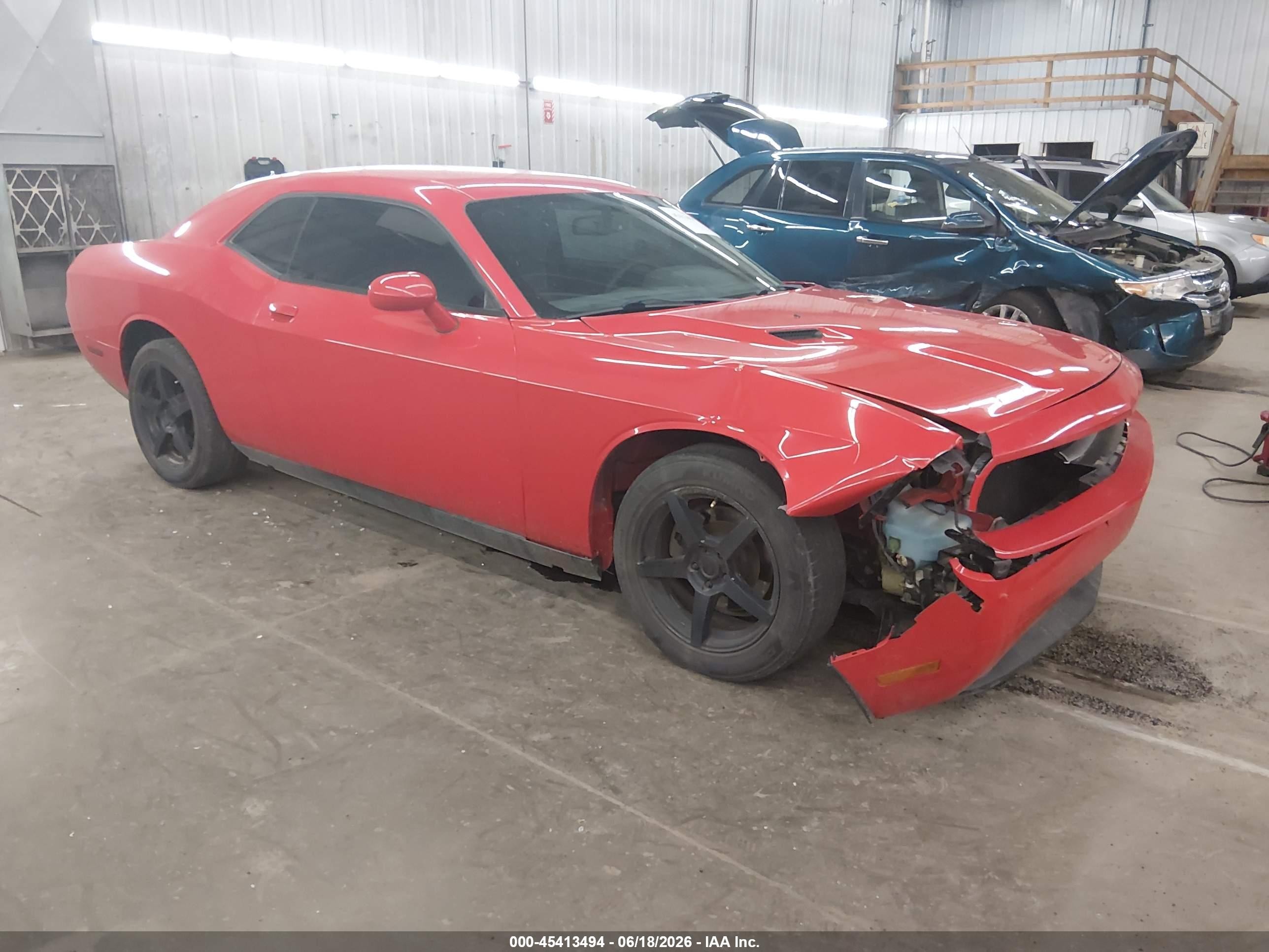 2014 Dodge Challenger SXT, VIN 2C3CDYAG5EH282235 — Front end