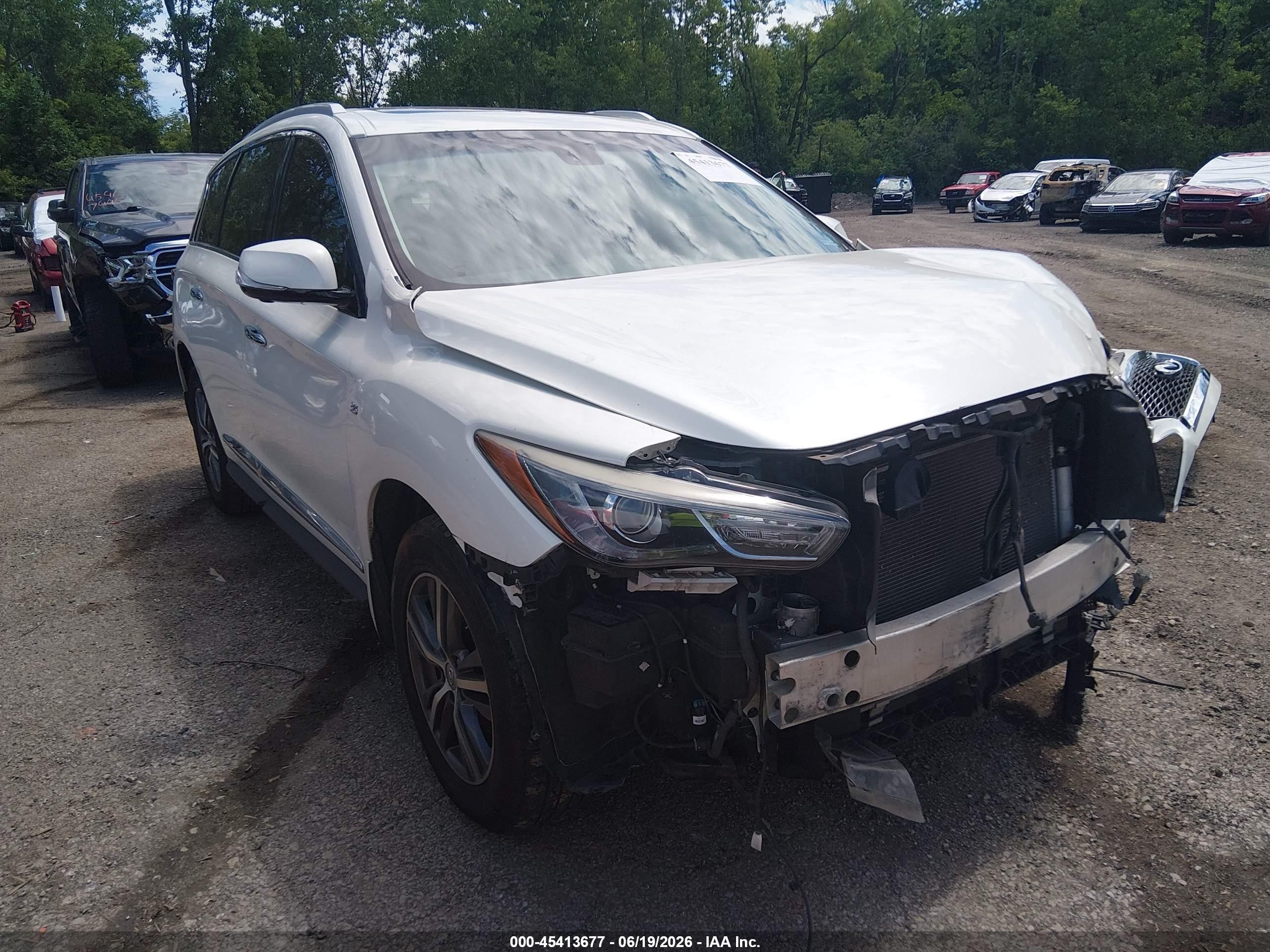 2016 Infiniti QX60, VIN 5N1AL0MM4GC529870 — Front end