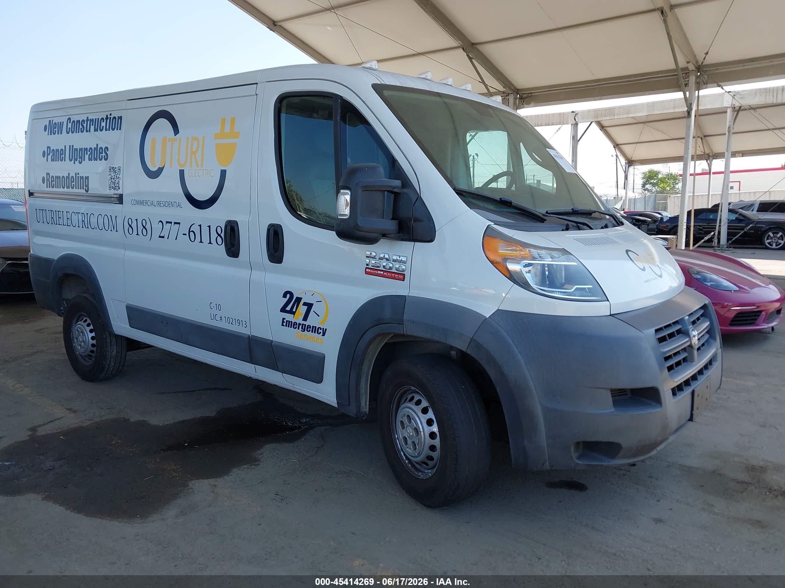 2018 Ram ProMaster Cargo, VIN 3C6TRVAGXJE109724 — Side