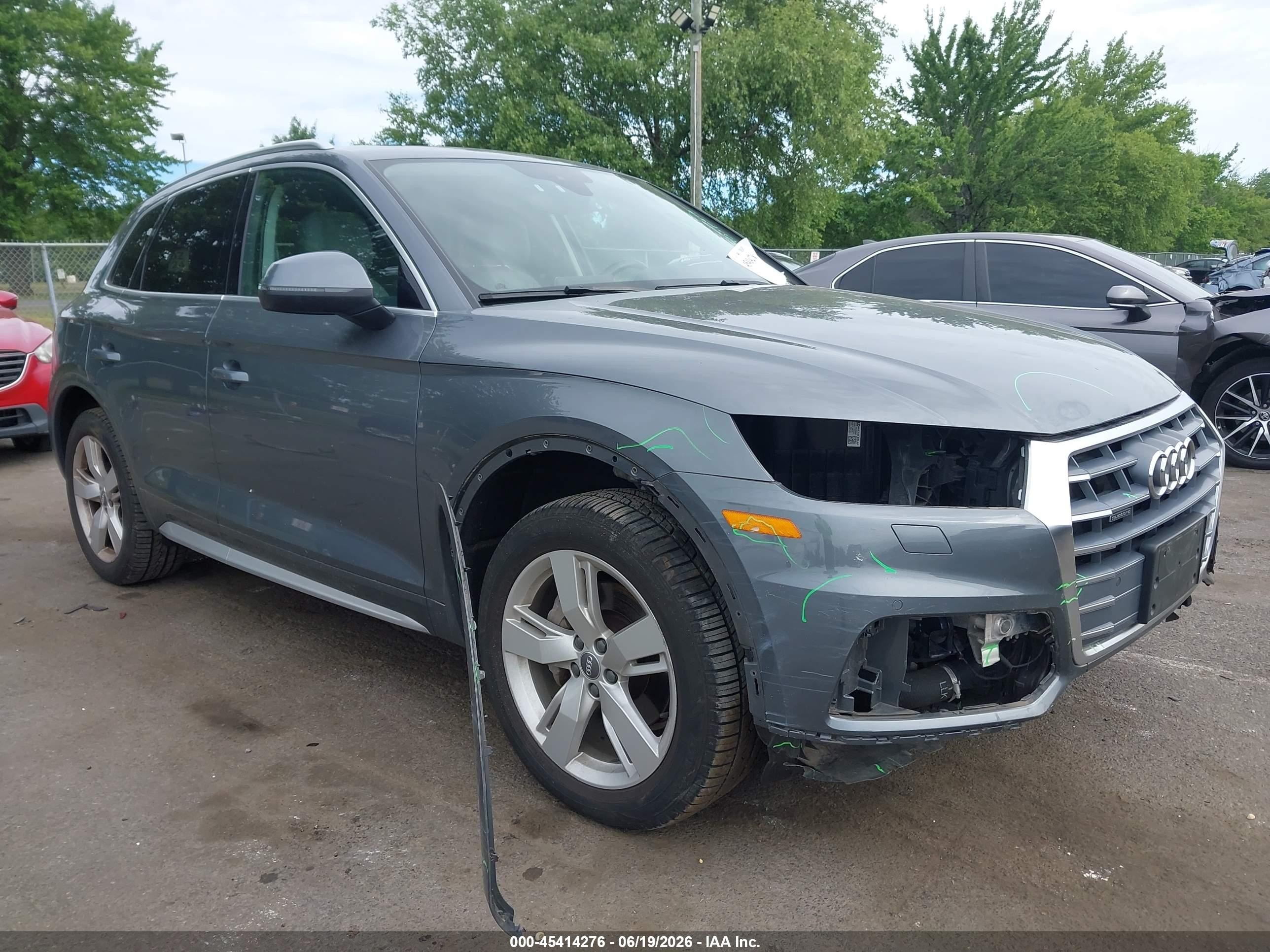 2018 Audi Q5 Premium Plus, VIN WA1BNAFY2J2232547 — Front end