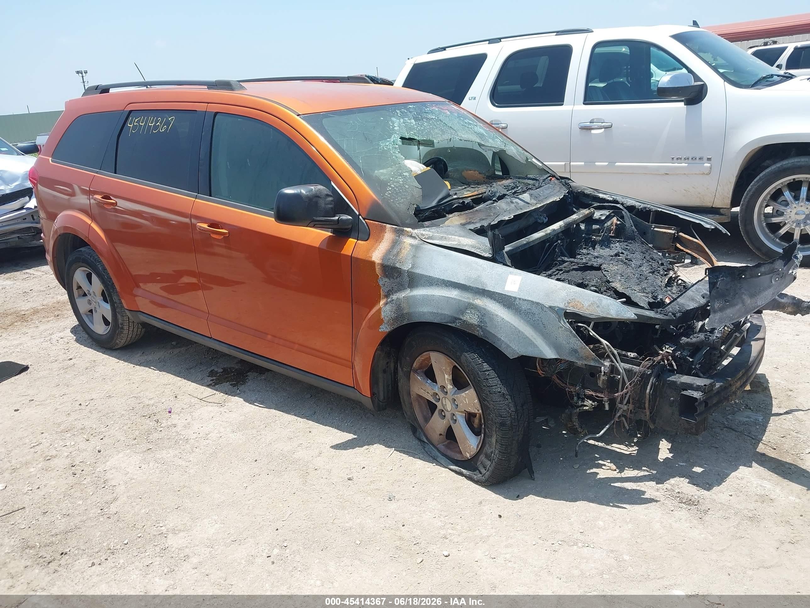 2011 Dodge Journey Express, VIN 3D4PG4FB2BT556961 — Engine fire