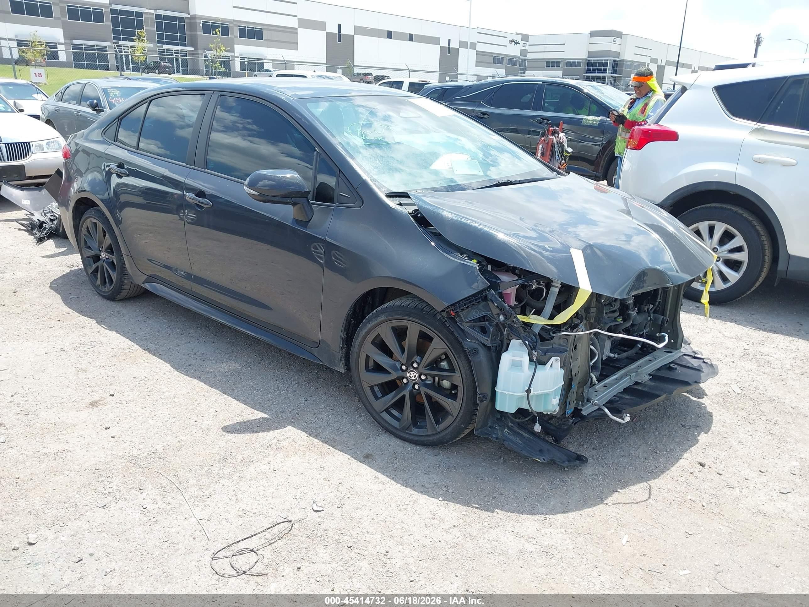 2023 Toyota Corolla SE, VIN 5YFS4MCE2PP158772 — Front end