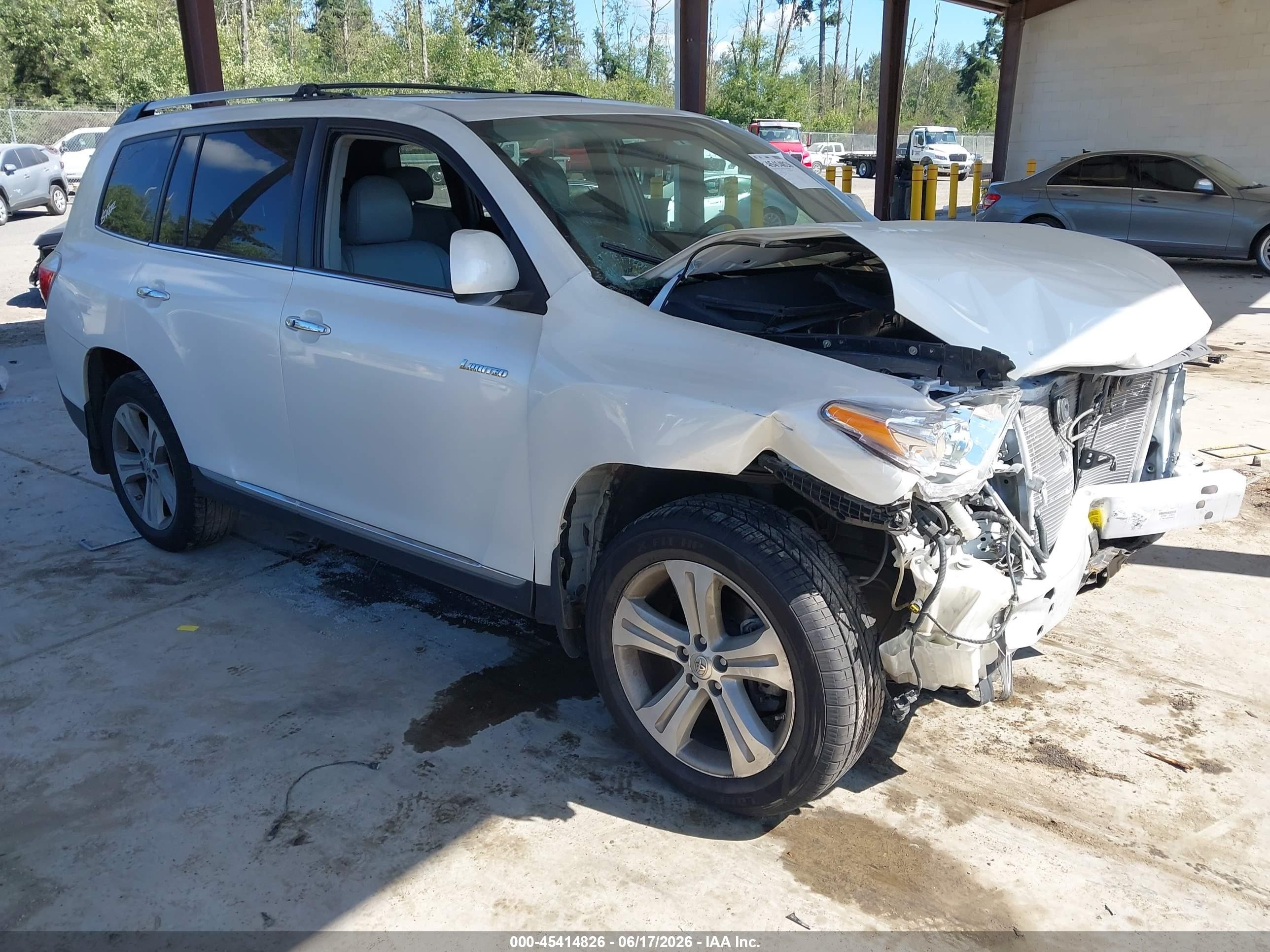 2012 Toyota Highlander Limited, VIN 5TDDK3EH4CS163327 — Front end