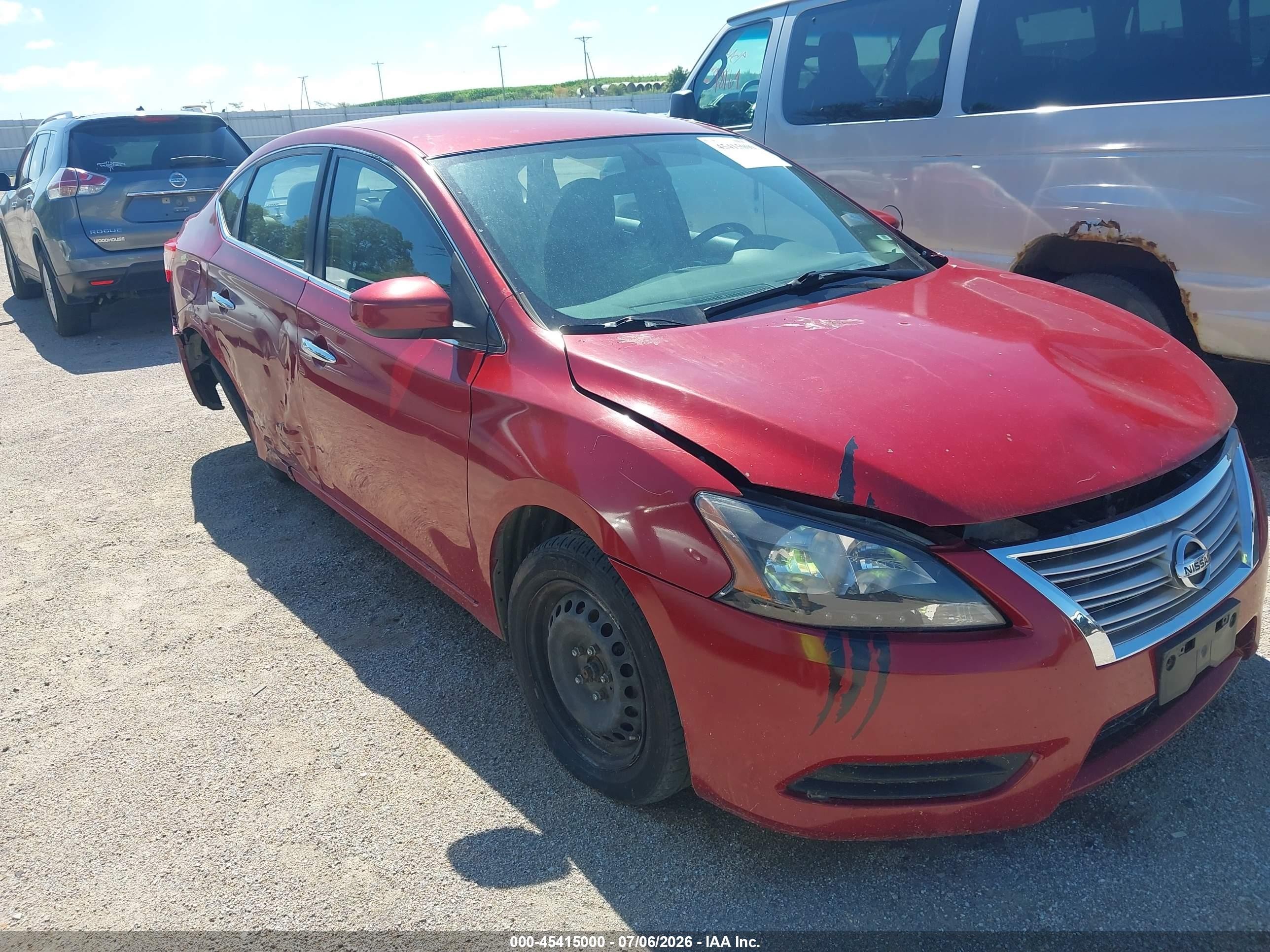 2014 Nissan Sentra S, VIN 3N1AB7AP5EL642598 — Бок