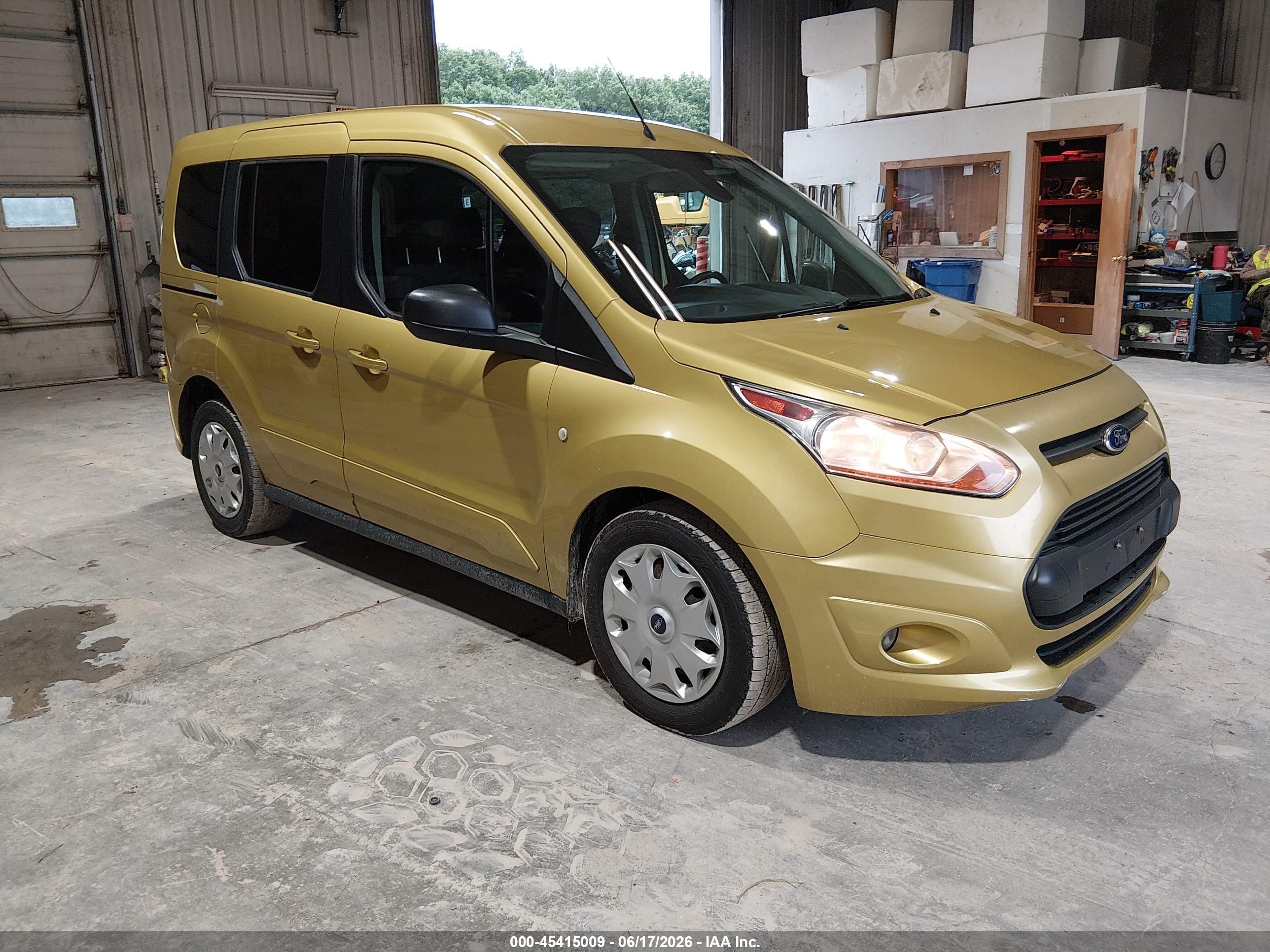 2016 Ford Transit Connect XLT, VIN NM0AE8F74G1277437 — Side
