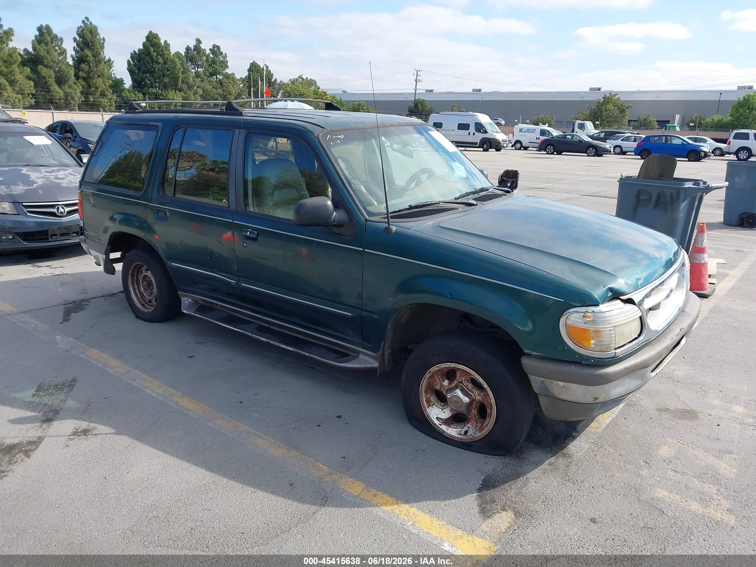 1995 Ford Explorer Eddie Bauer, VIN 1FMDU34X3SUB50609 — Обычный износ