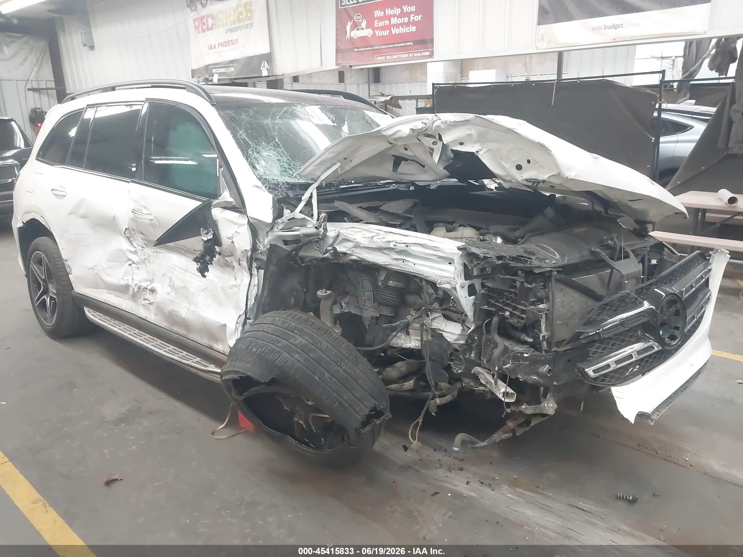 2023 Mercedes-Benz GLS 450, VIN 4JGFF5KE3PA956720 — Front end