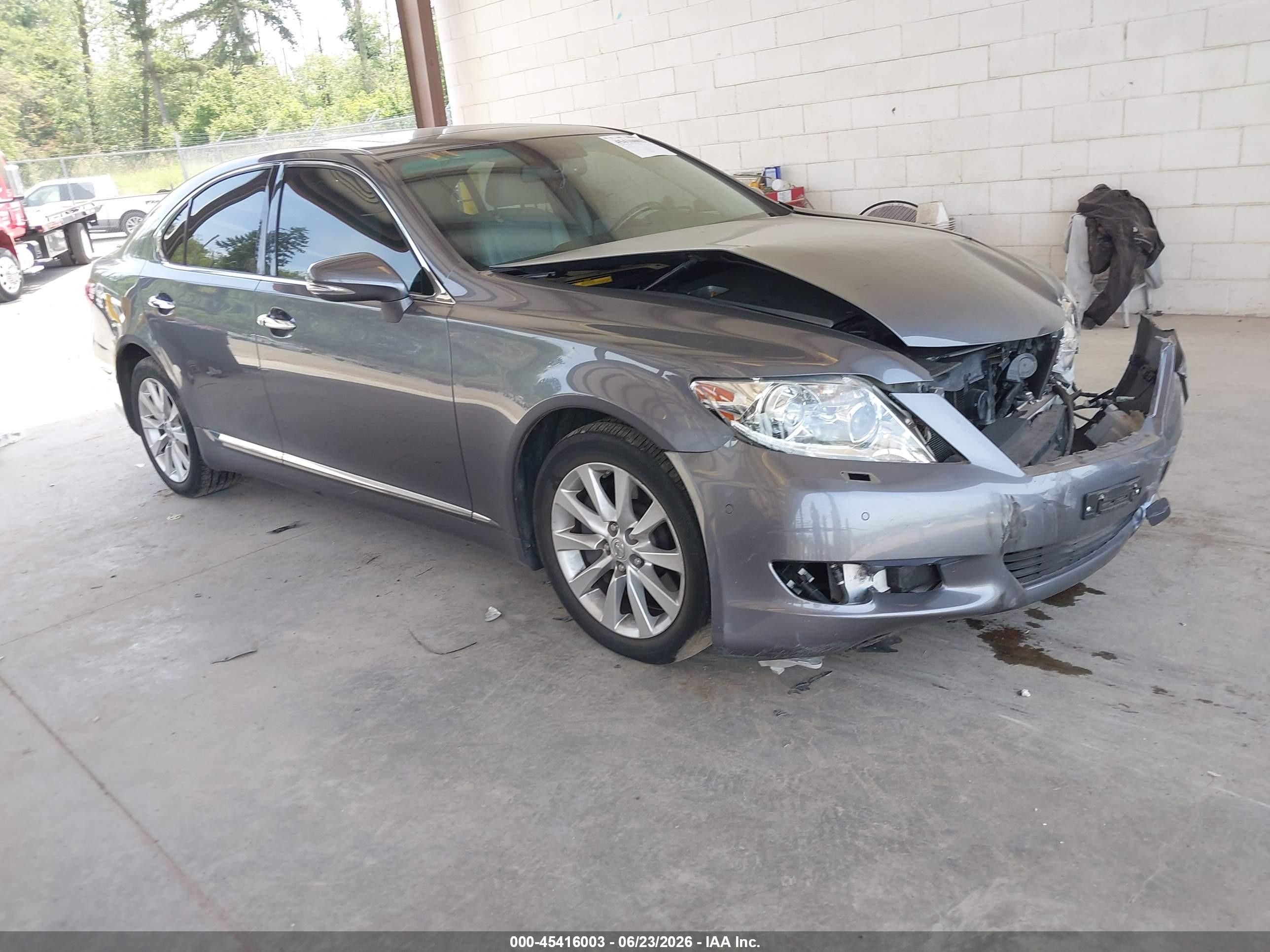 2012 Lexus LS 460, VIN JTHCL5EF4C5013550 — Front end