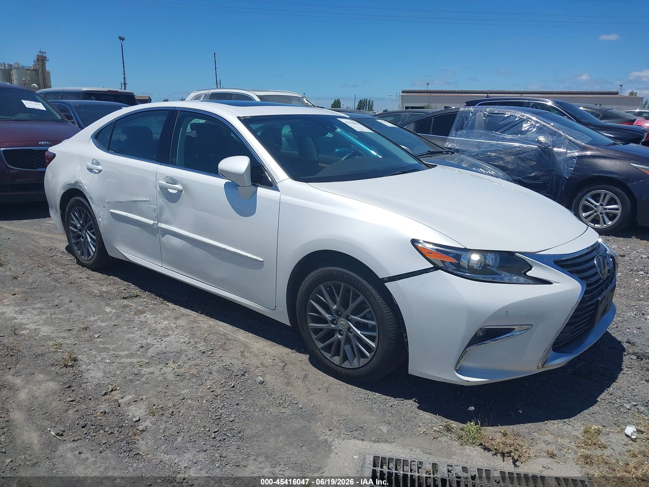 2018 Lexus ES 350, VIN 58ABK1GG7JU086658 — Side