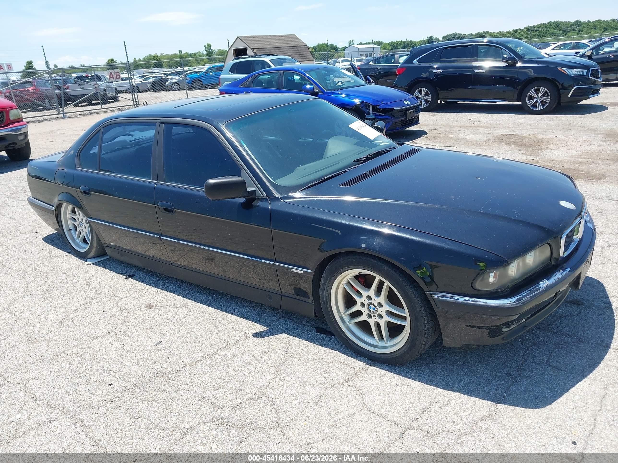 1995 BMW 7 Series 740iL, VIN WBAGJ6323SDH35529 — Normal wear