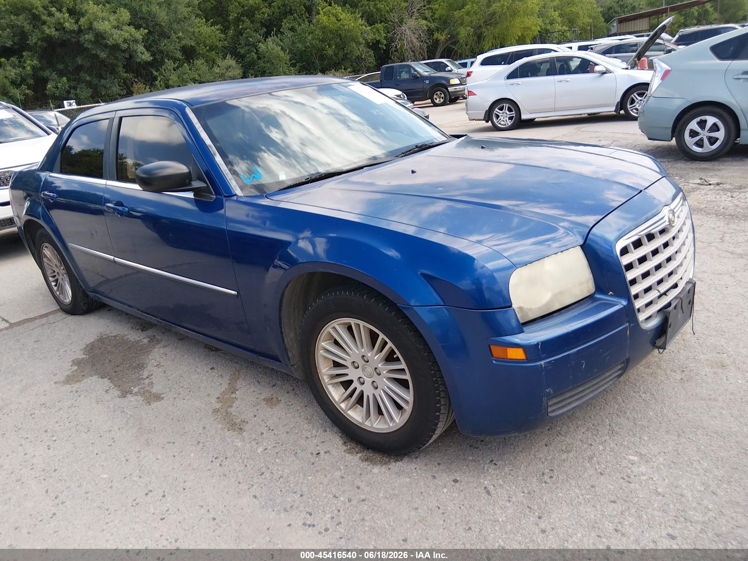 2009 Chrysler 300 LX, VIN 2C3KA43D19H543947 — Обычный износ