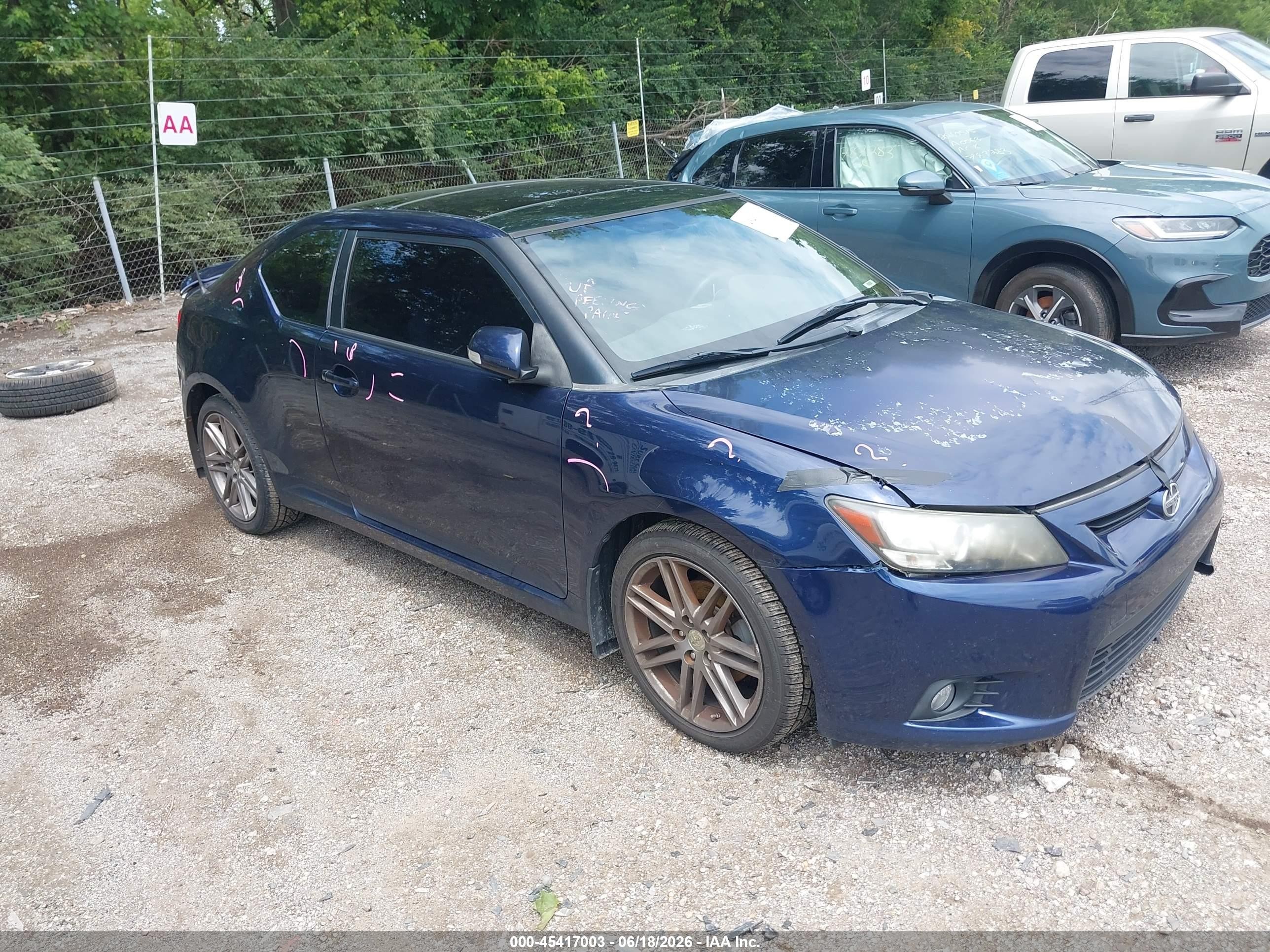 2011 Scion tC, VIN JTKJF5C71B3018980 — Front end