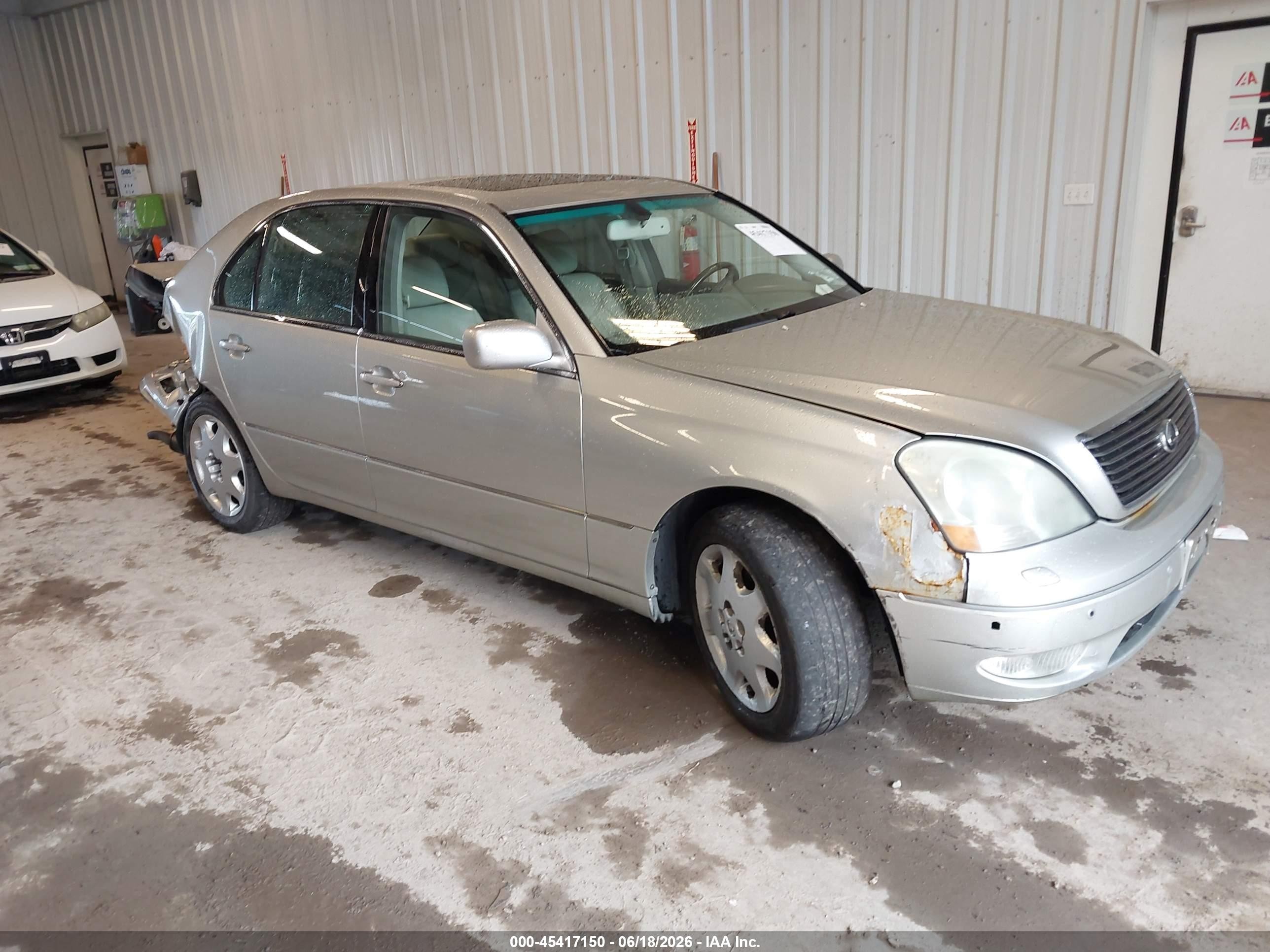 2003 Lexus LS 430, VIN JTHBN30F930120267 — Rear end