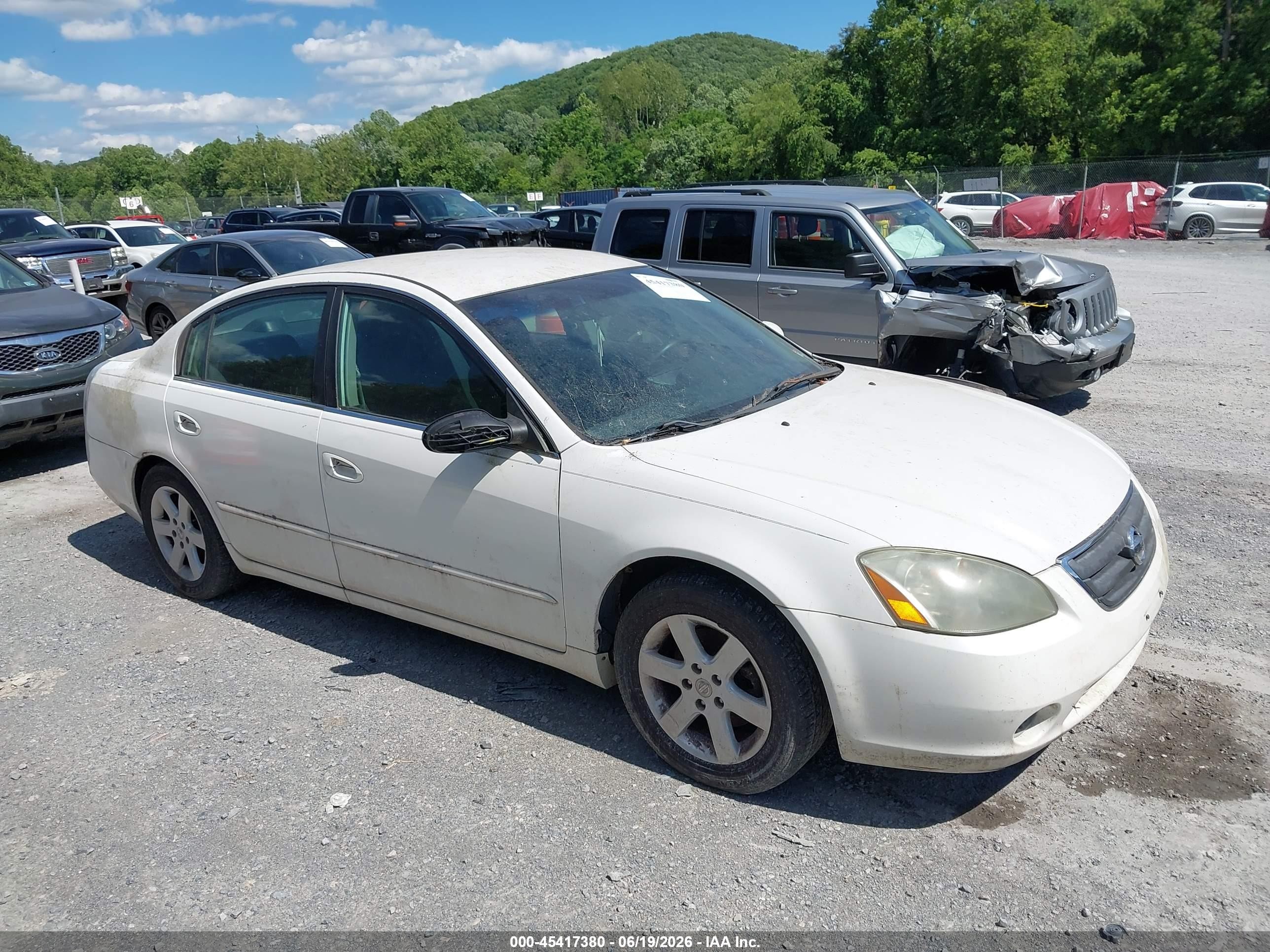 2002 Nissan Altima S, VIN 1N4AL11E42C150065 — Normal wear