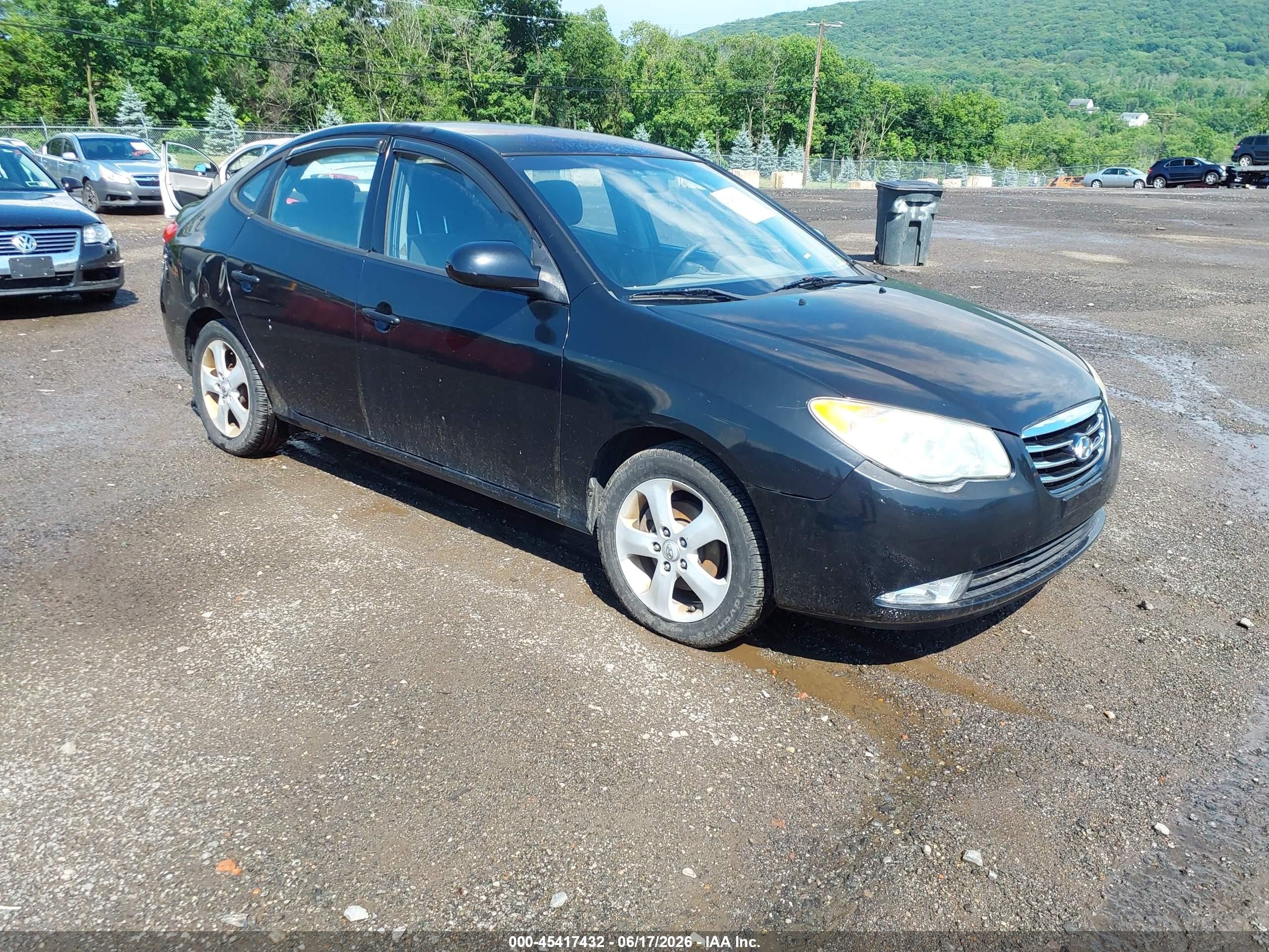 2010 Hyundai Elantra GLS, VIN KMHDU4AD4AU992065 — Normal wear
