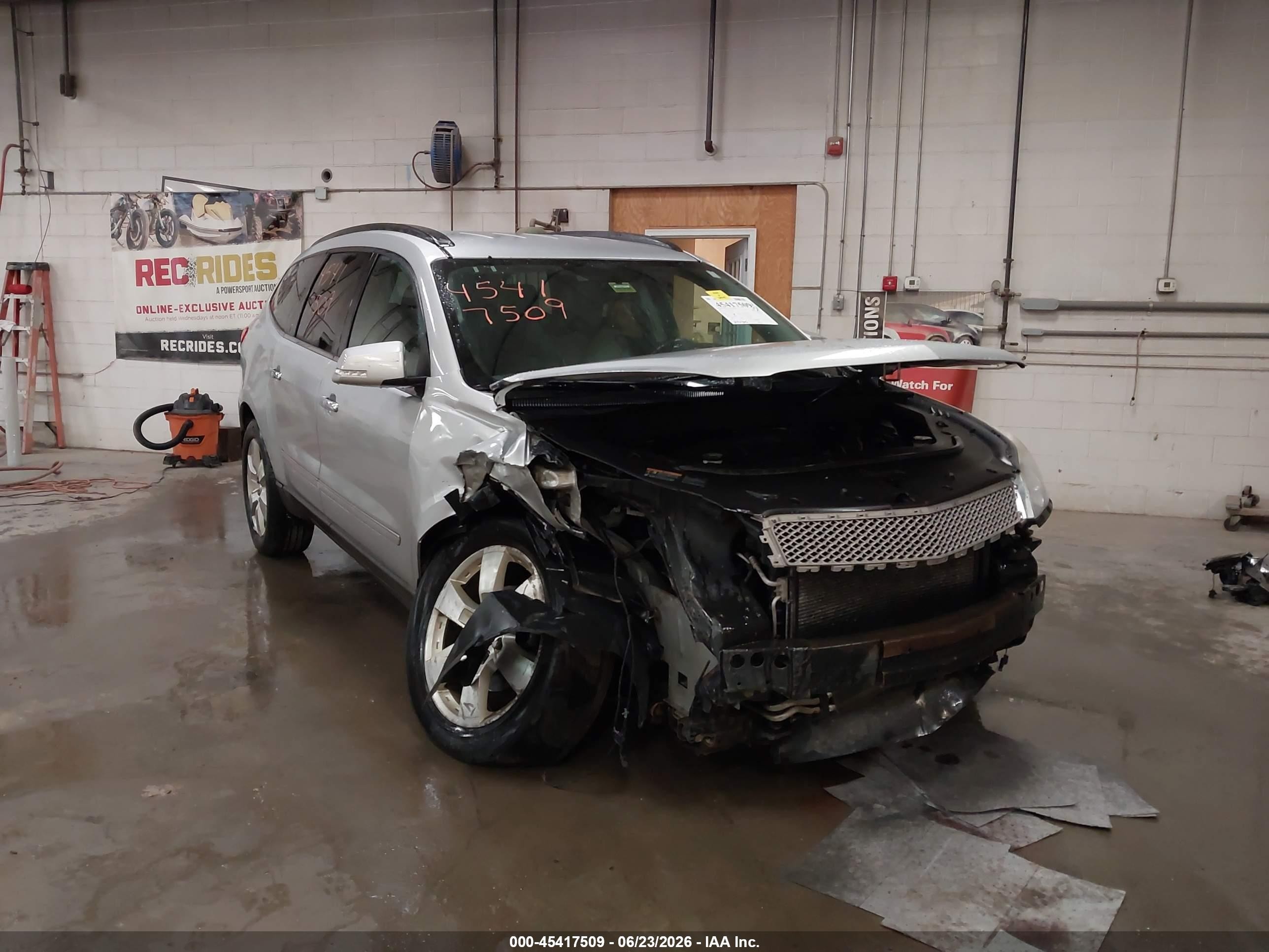 2012 Chevrolet Traverse LTZ, VIN 1GNKVLED7CJ350853 — Front end